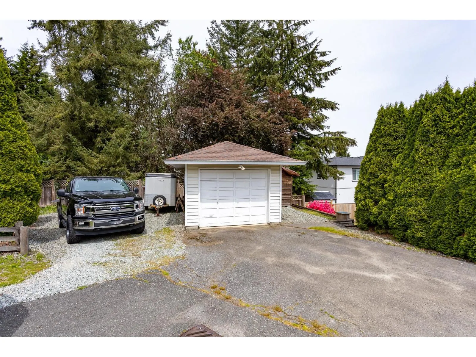 11441 SURREY ROAD