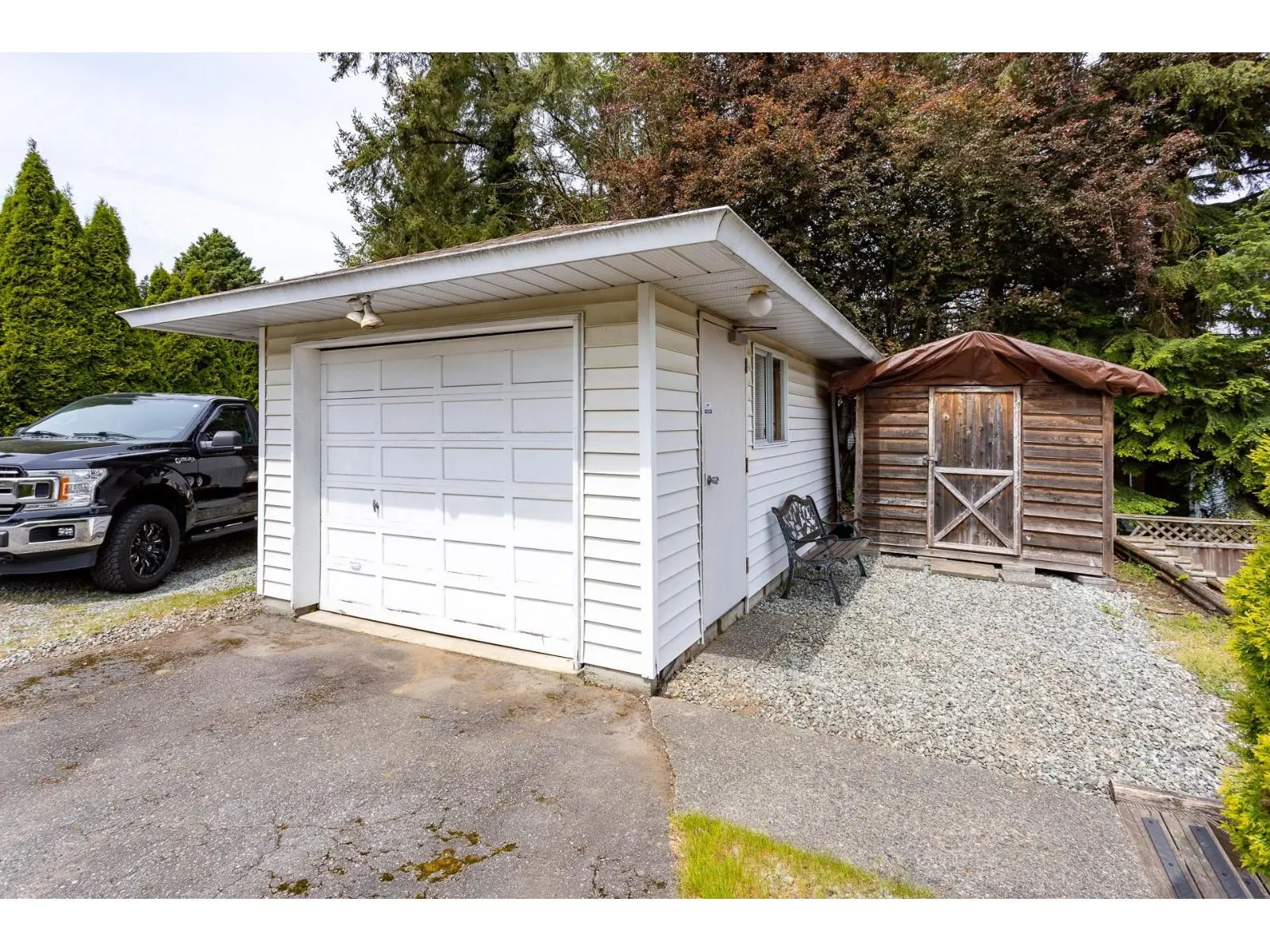 11441 SURREY ROAD