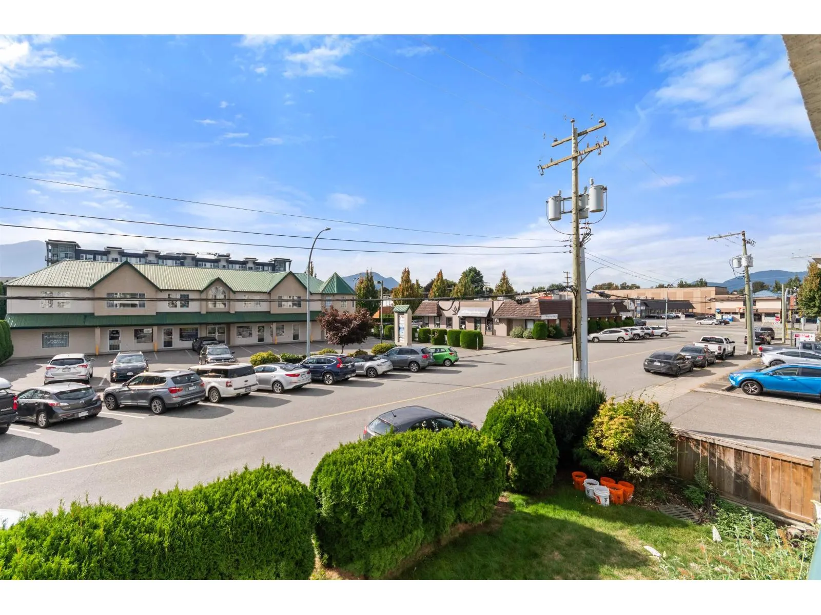 201 7415 SHAW AVENUE|Sardis East Vedder