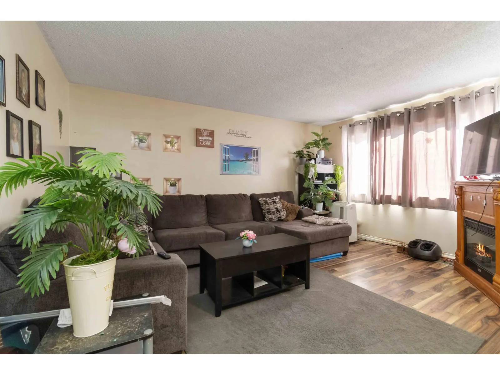 32369 GREBE CRESCENT