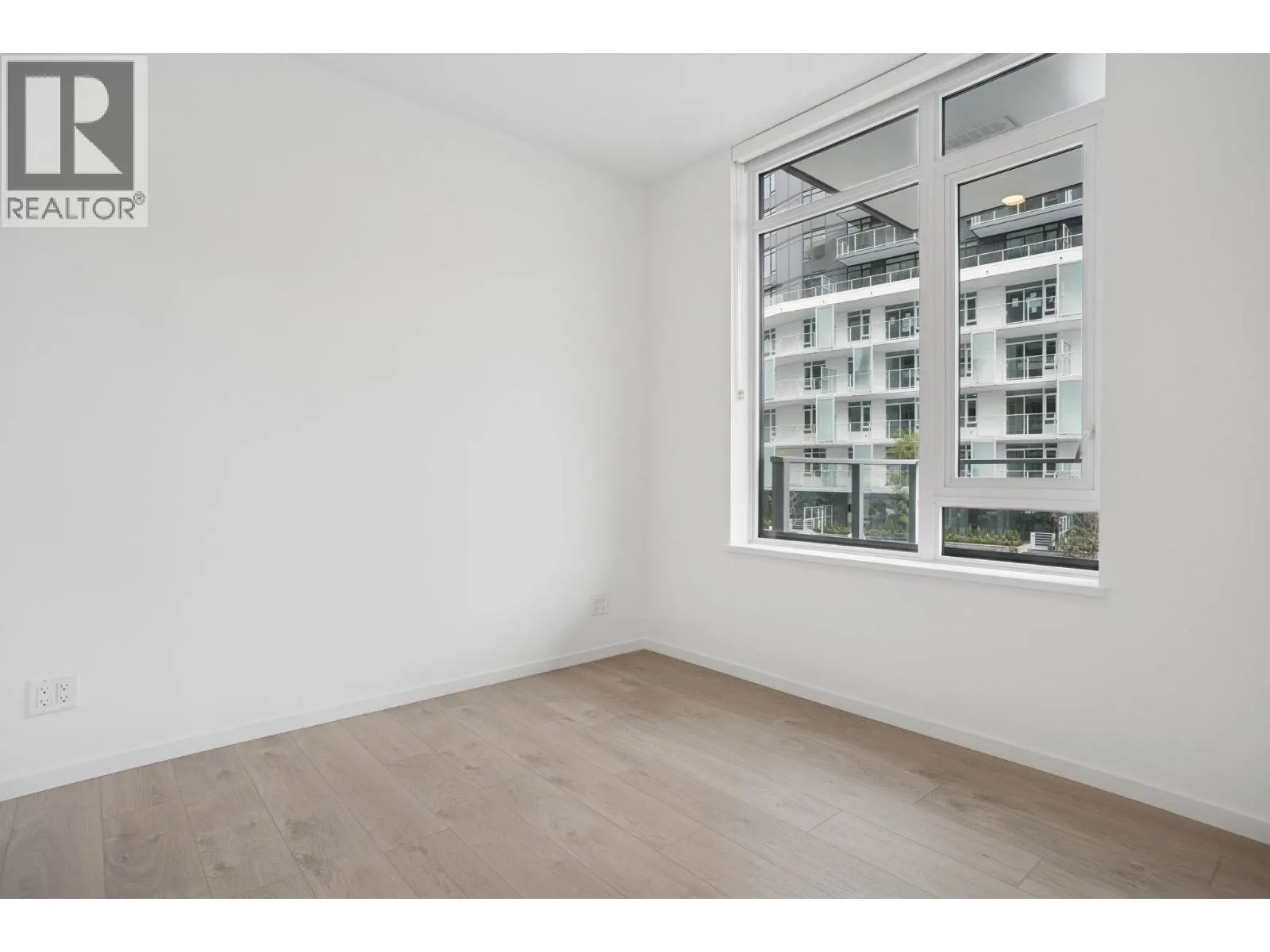 553 6500 MINORU BOULEVARD