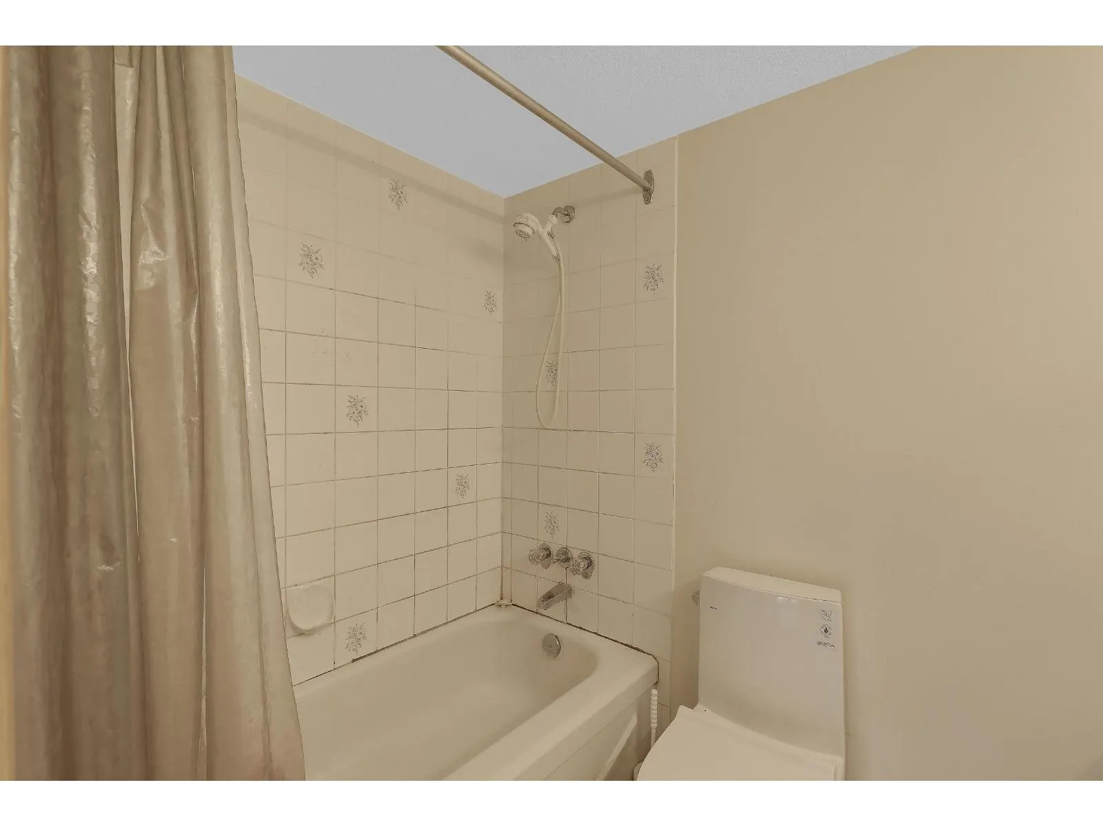 208 7175 134 STREET