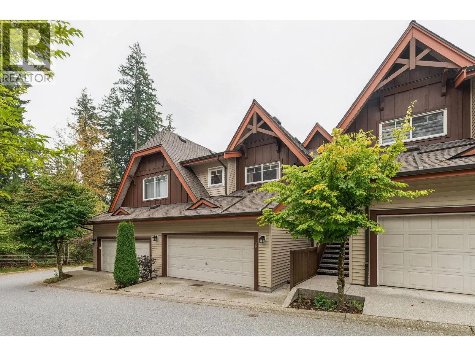 139 2000 PANORAMA DRIVE