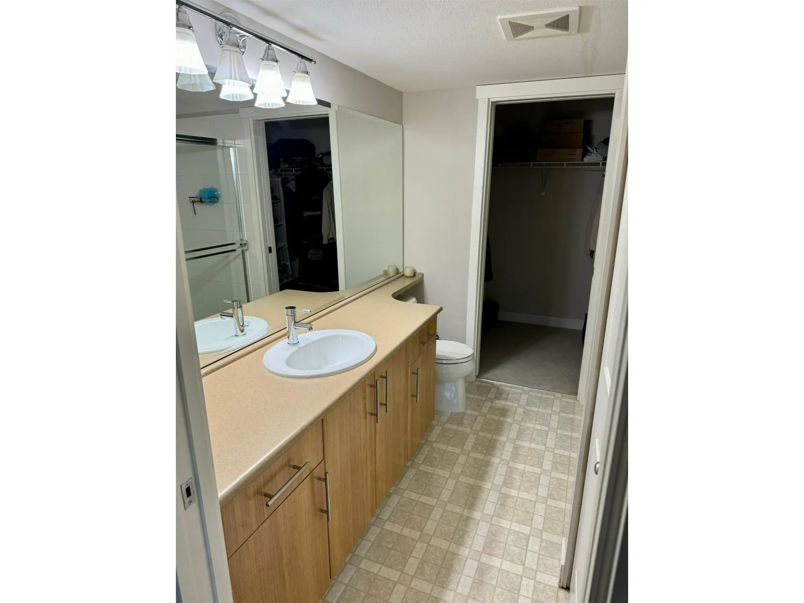 206 19388 65 AVENUE