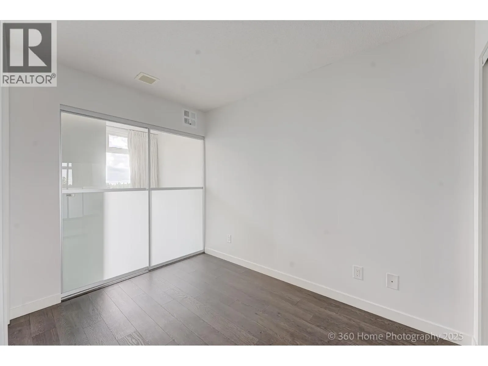 1803 5470 ORMIDALE STREET