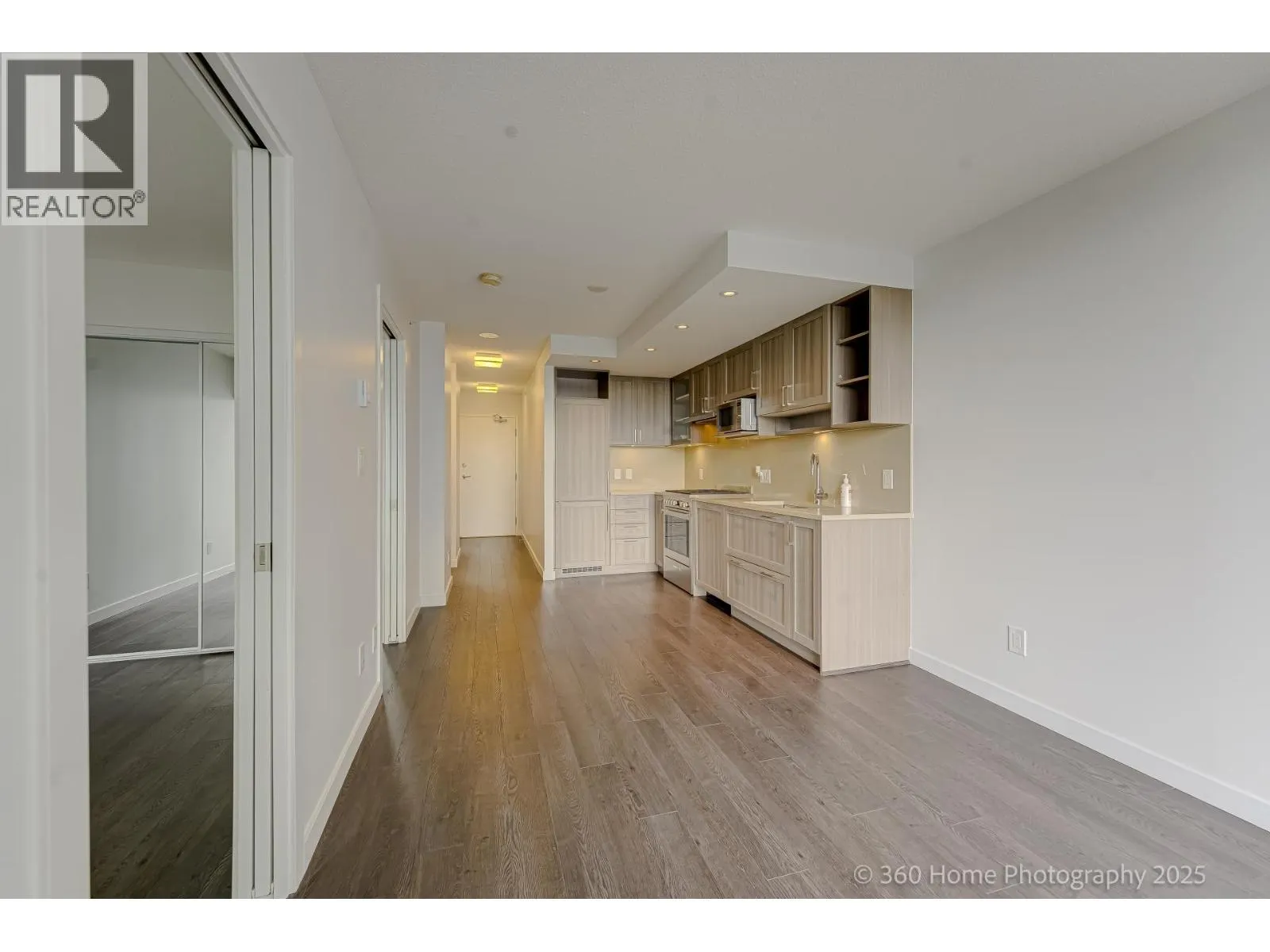 1803 5470 ORMIDALE STREET