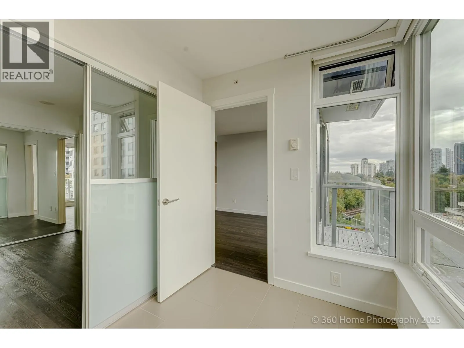 1803 5470 ORMIDALE STREET
