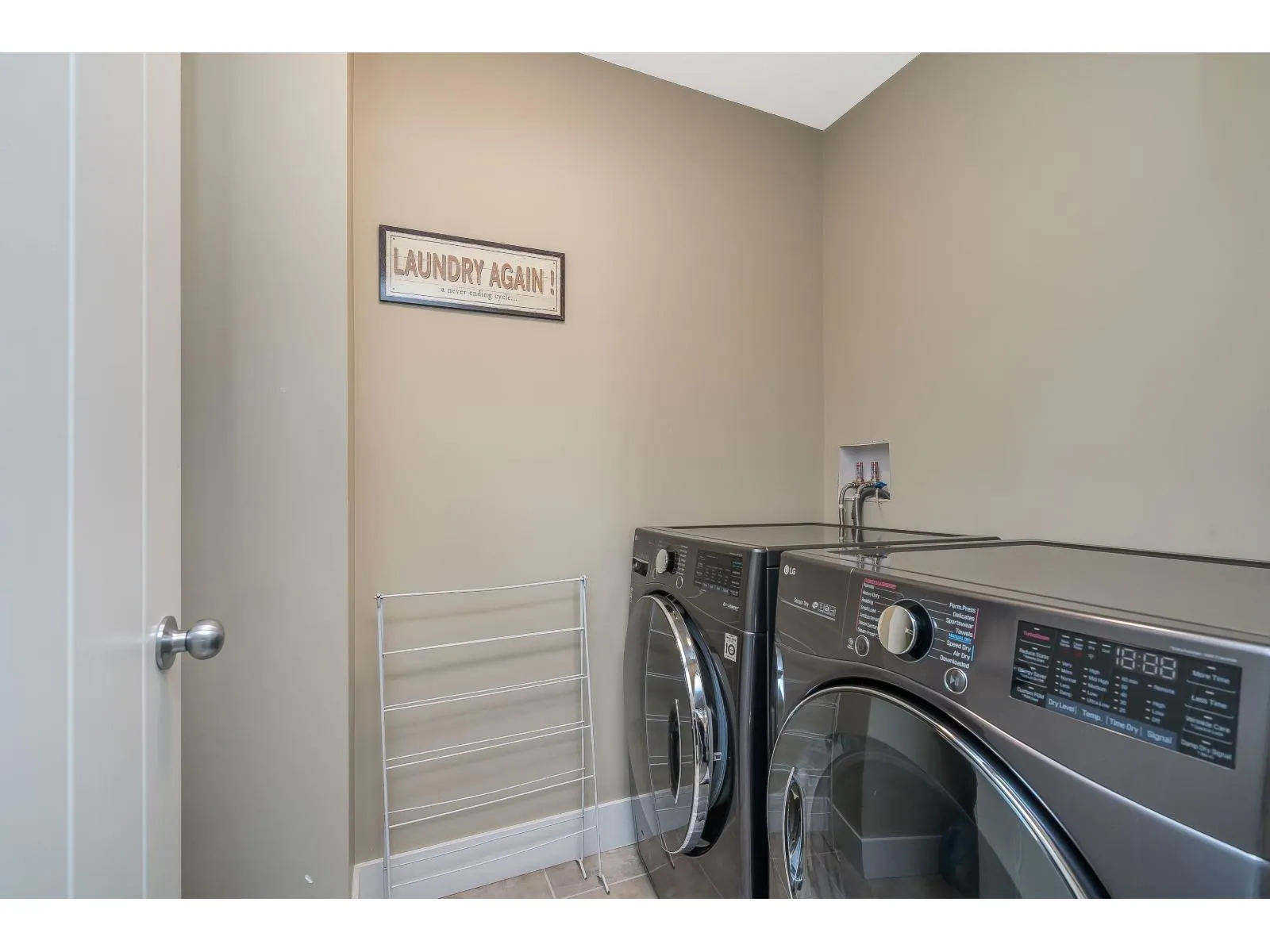 3125 LUKIV TERRACE