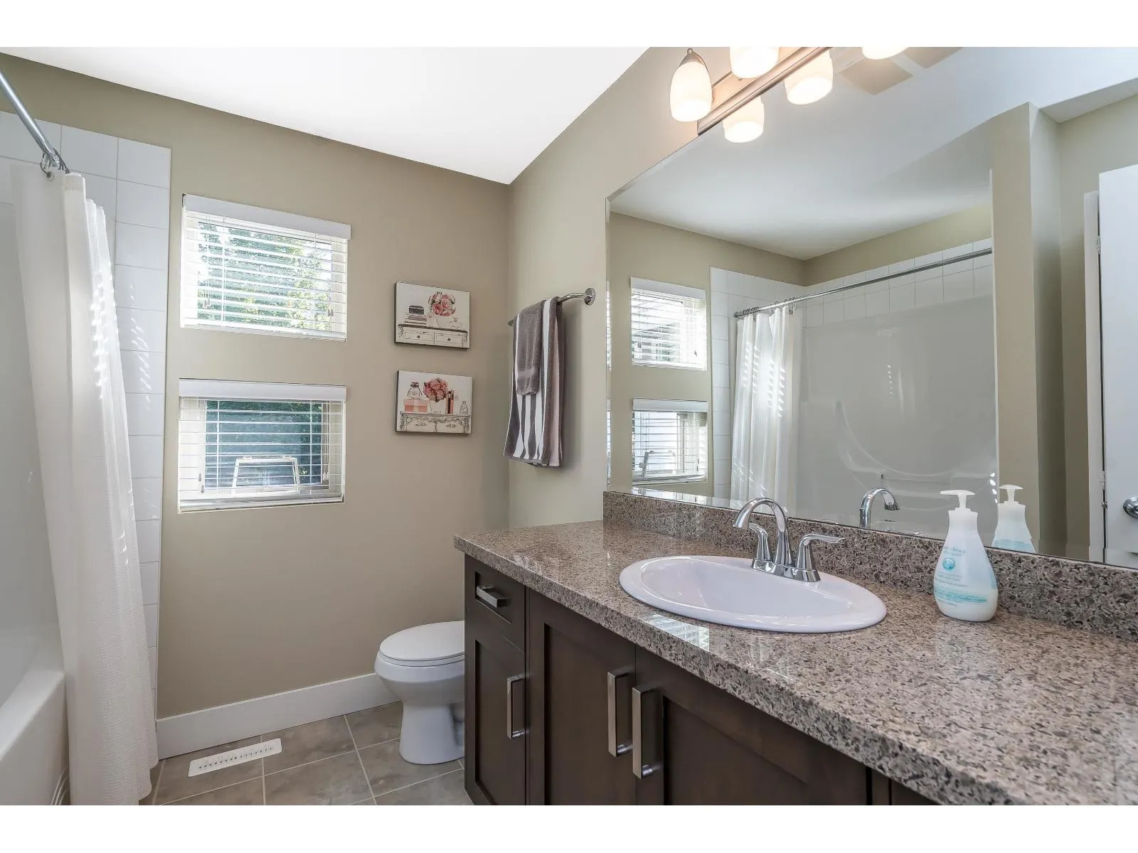 3125 LUKIV TERRACE