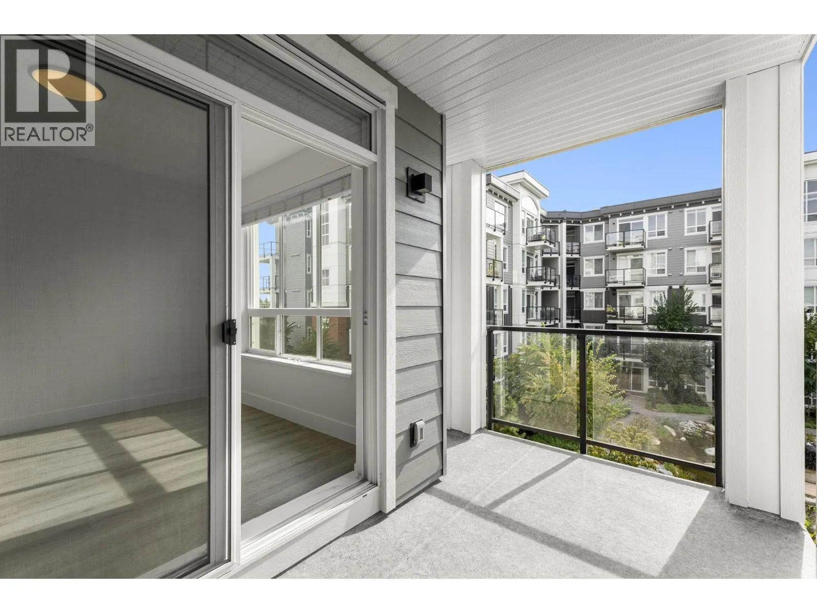 2408 2180 KELLY AVENUE