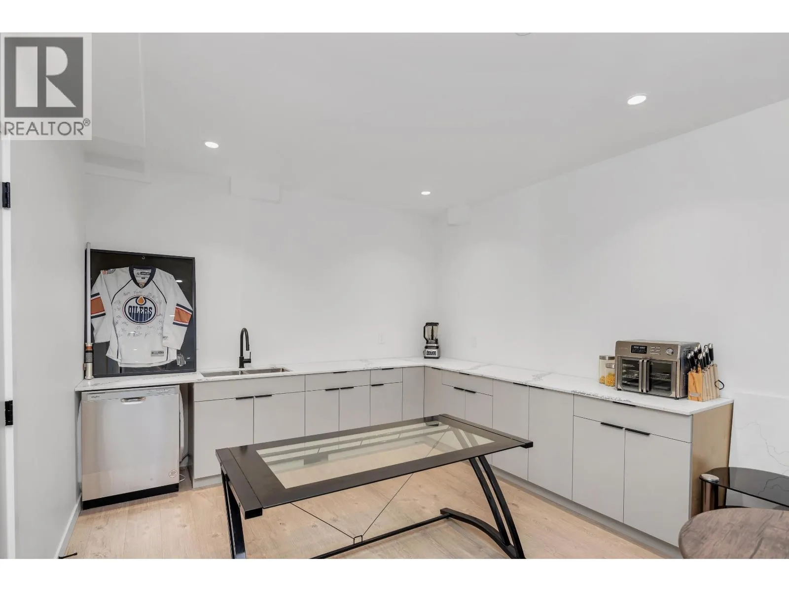 41727 GOVERNMENT ROAD