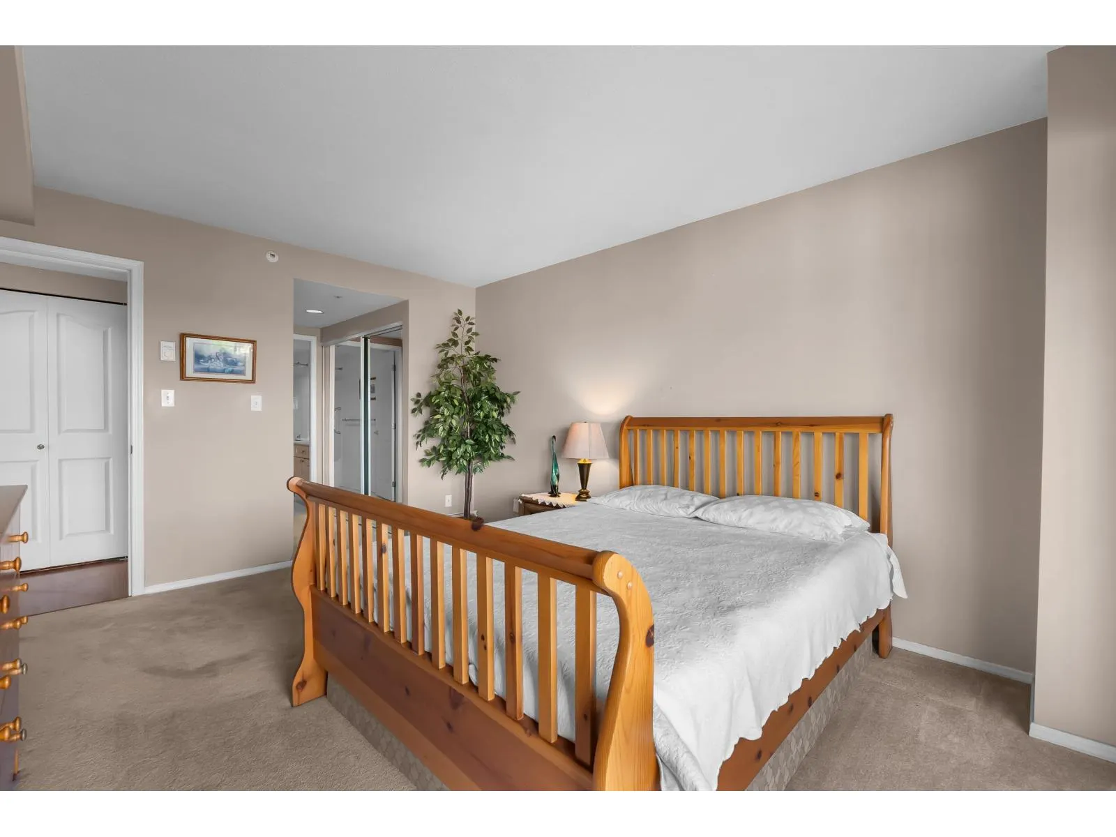 704 3190 GLADWIN ROAD