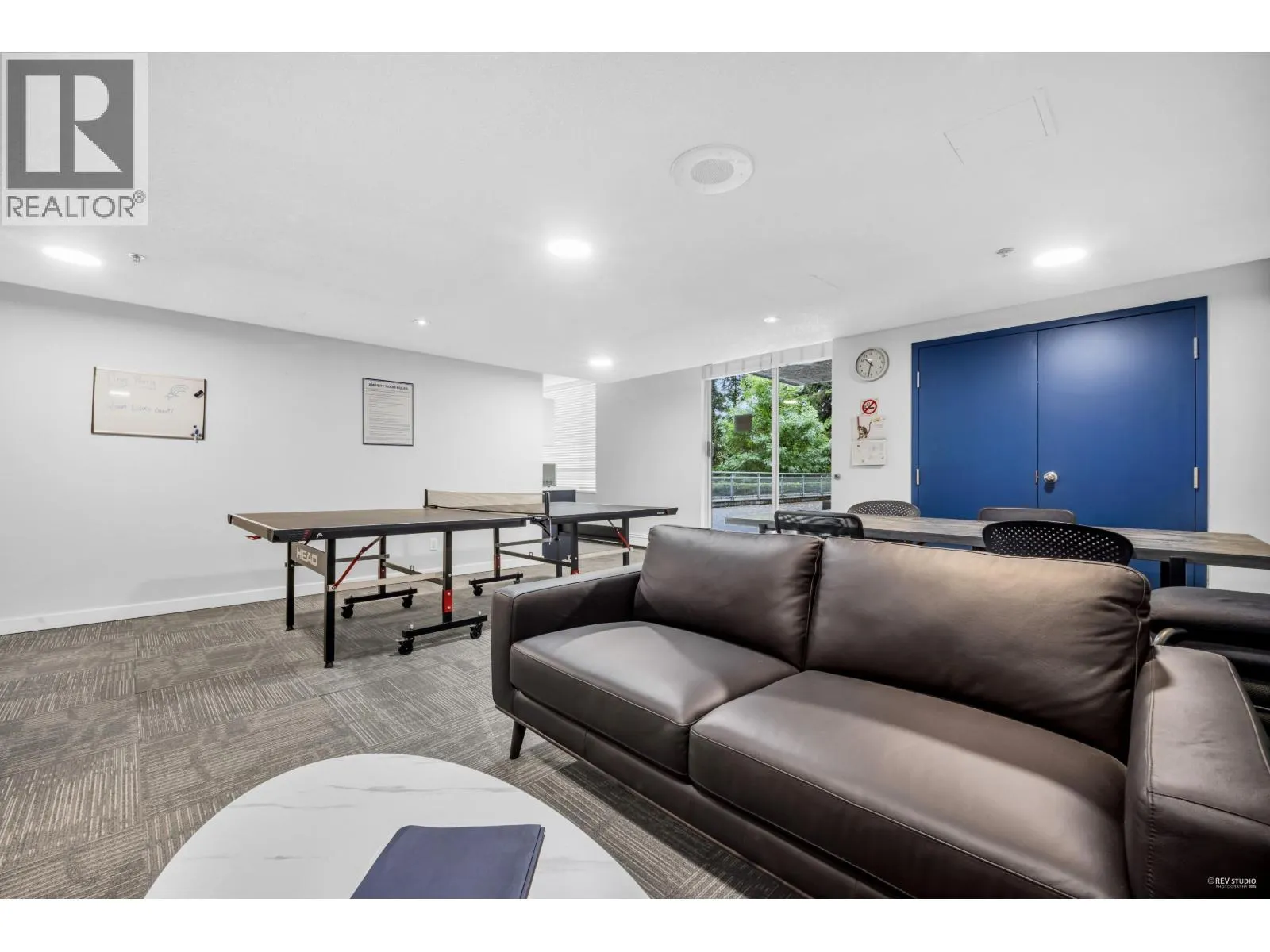 606 3061 E KENT AVENUE NORTH
