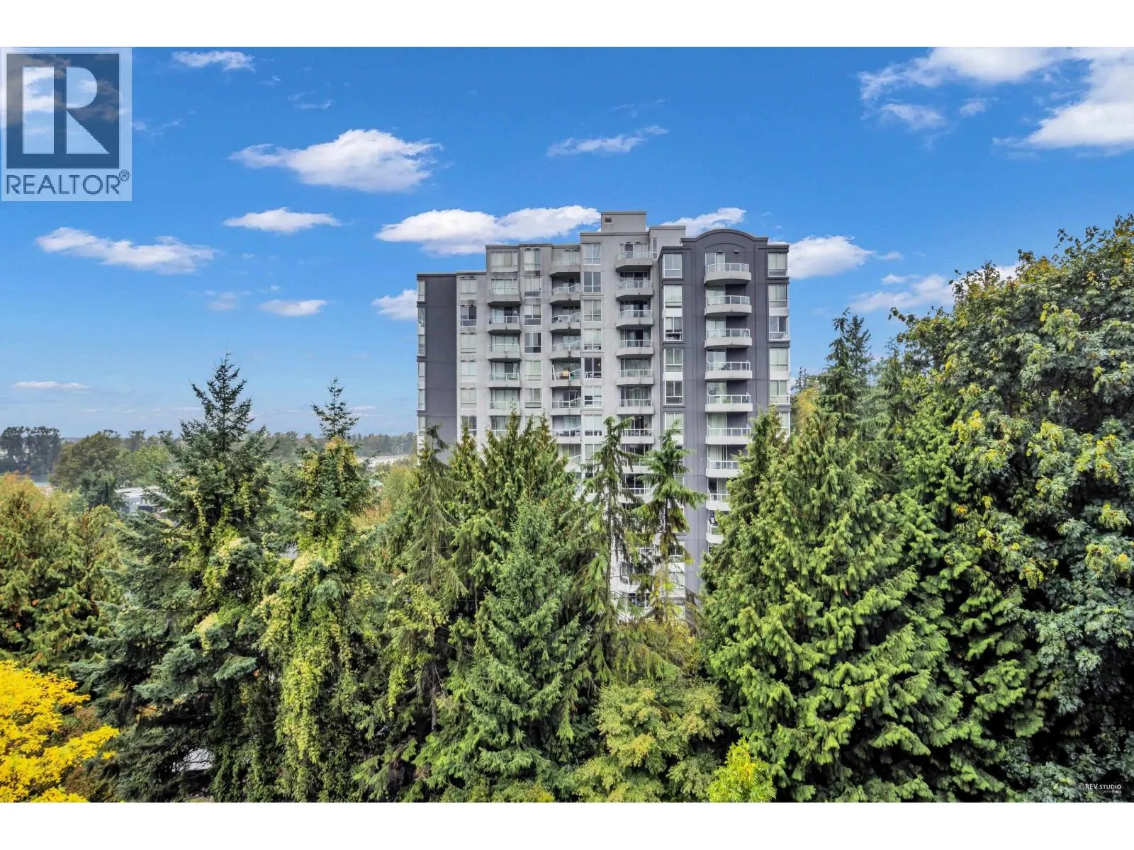 606 3061 E KENT AVENUE NORTH