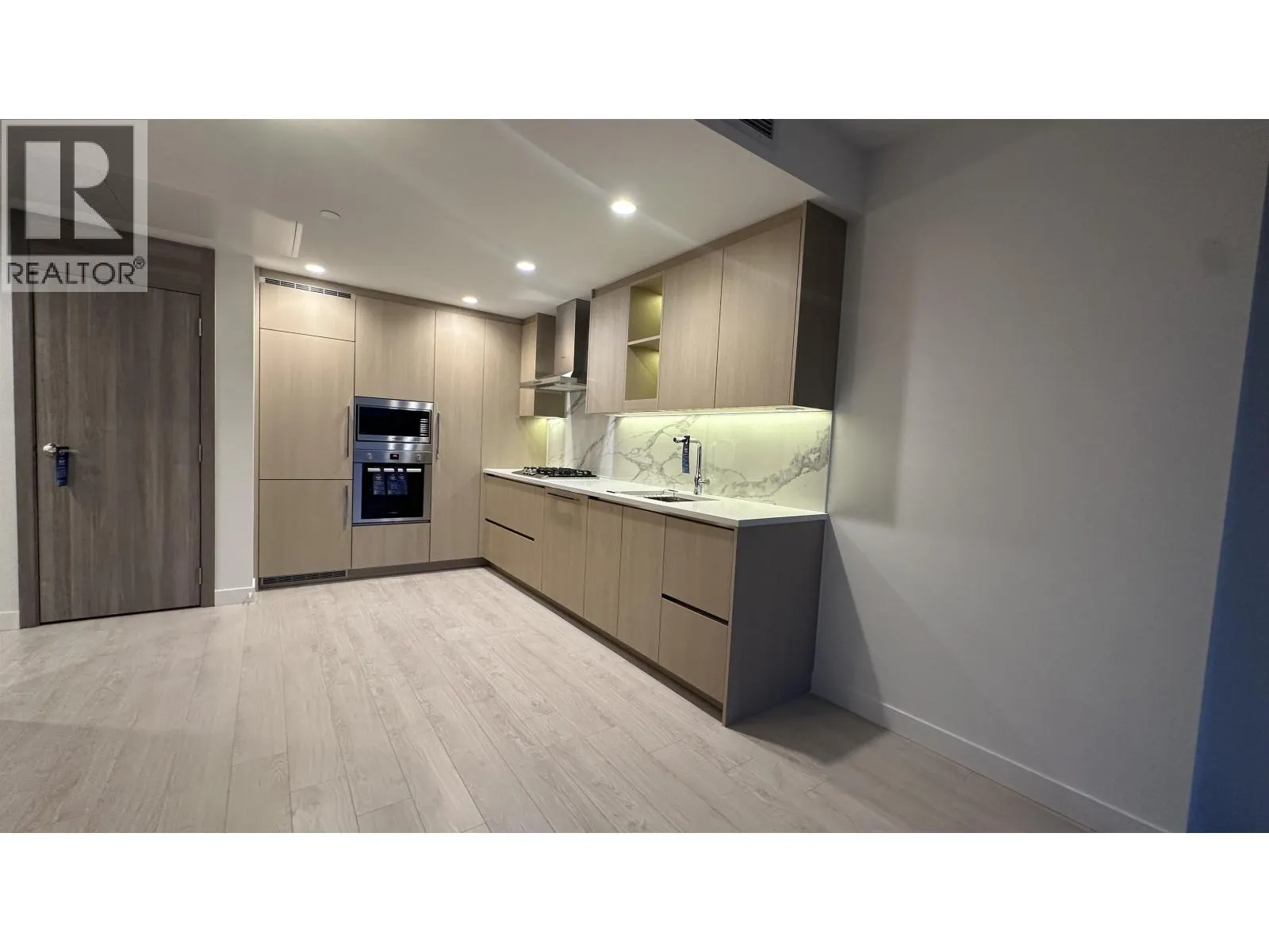 4890 LOUGHEED HIGHWAY