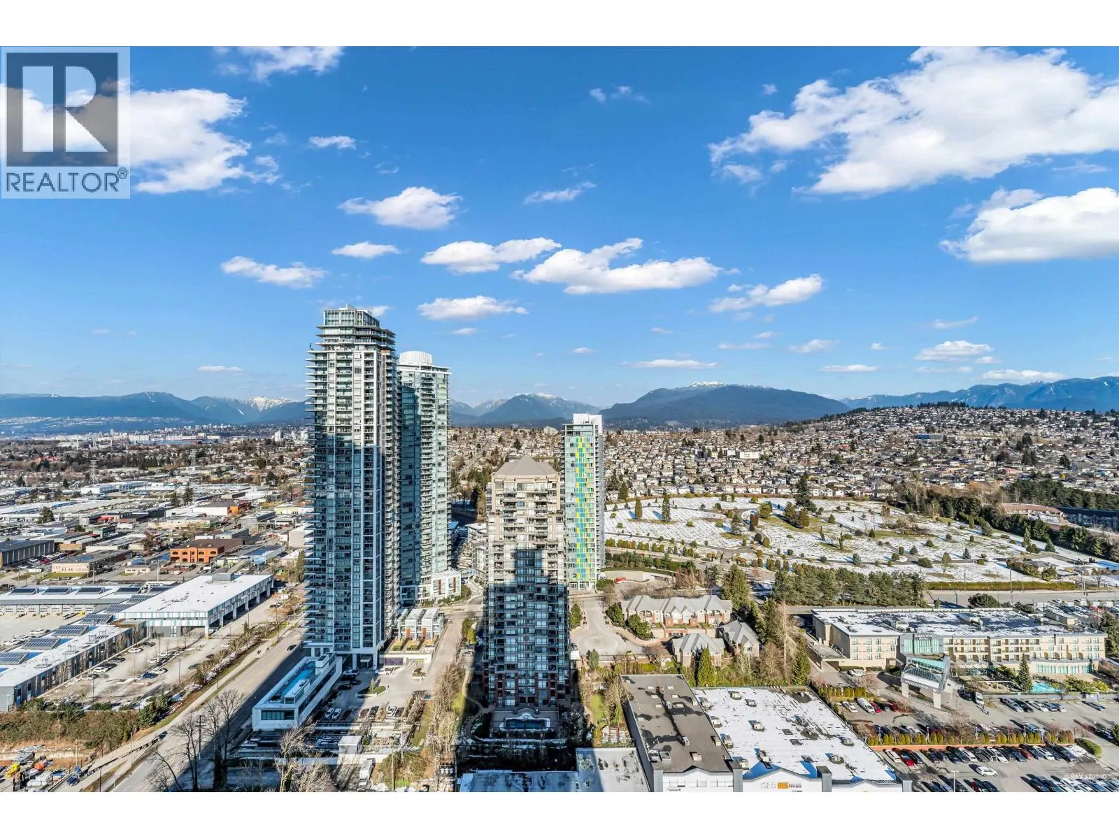 3506 4168 LOUGHEED HIGHWAY