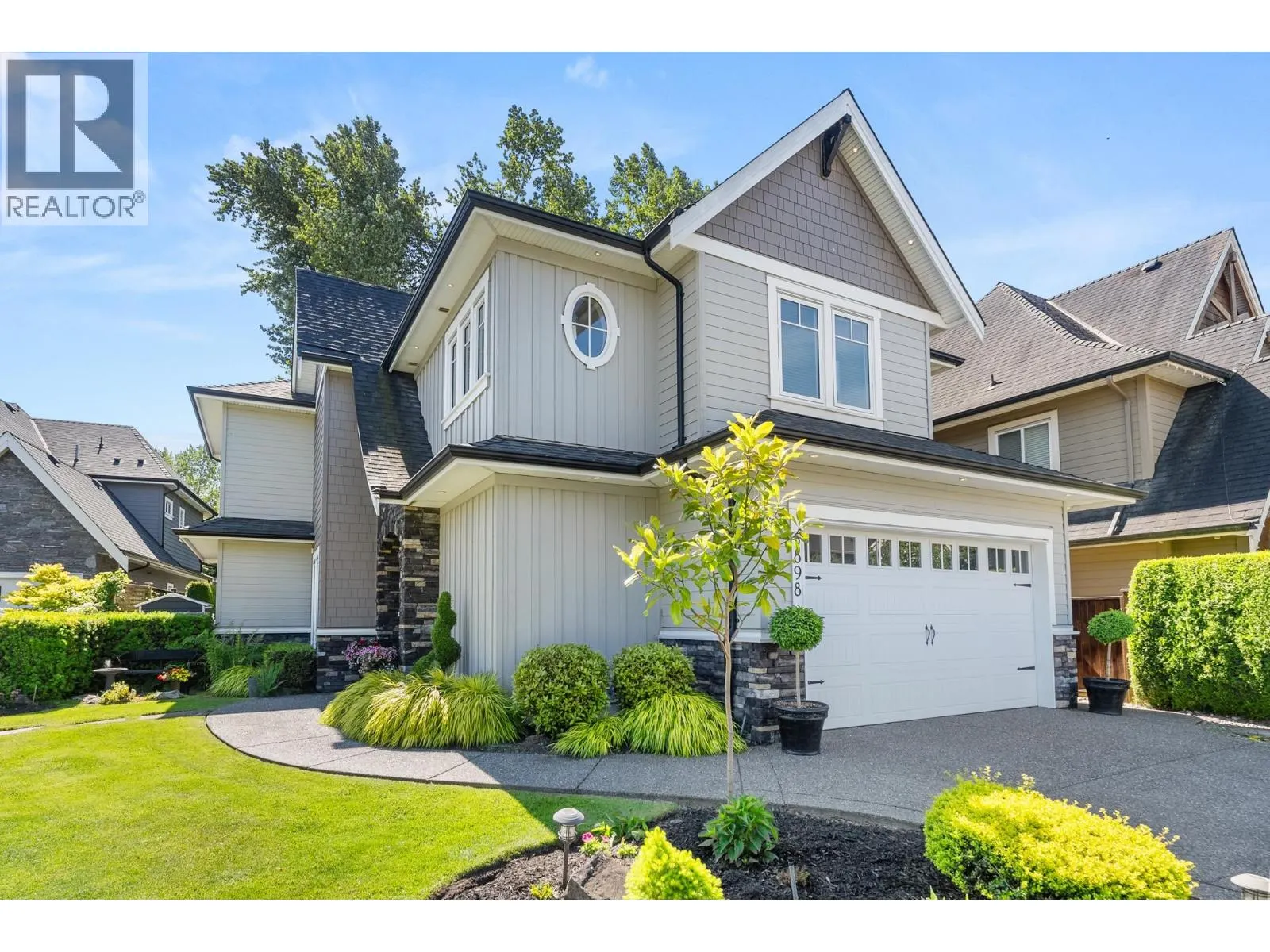 5898 COVE REACH ROAD