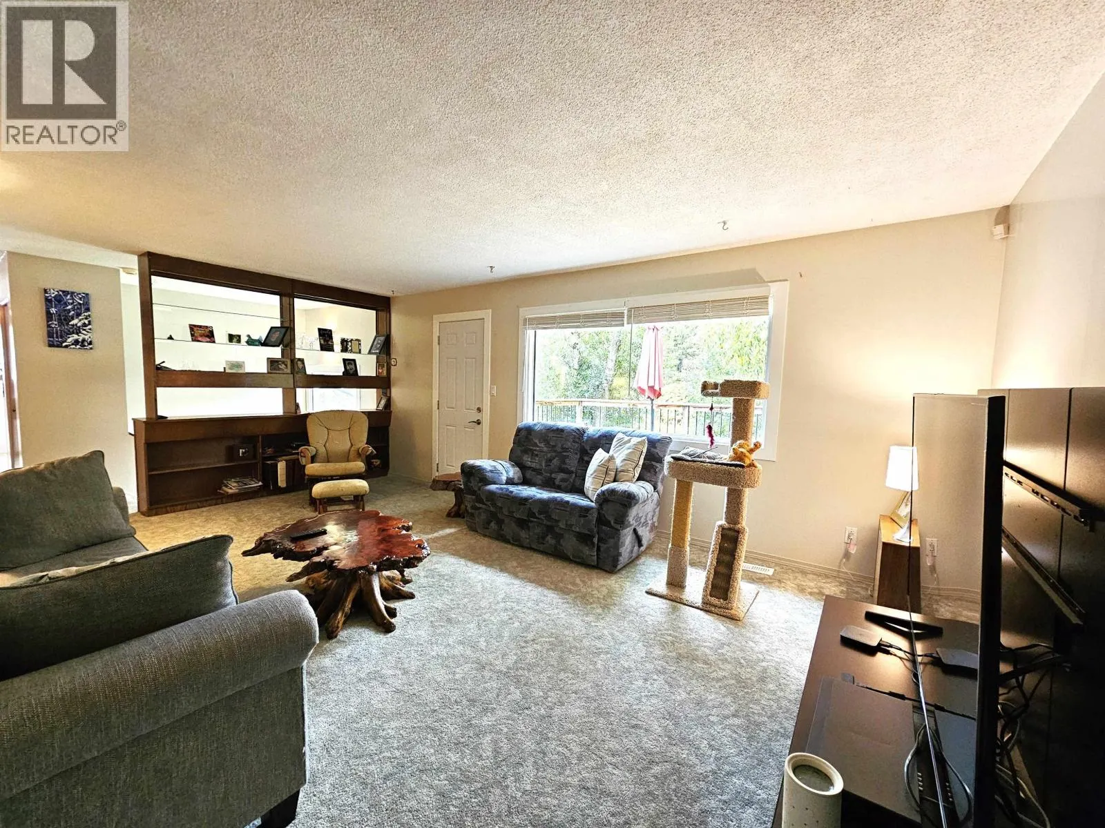 1652 AINTREE DRIVE