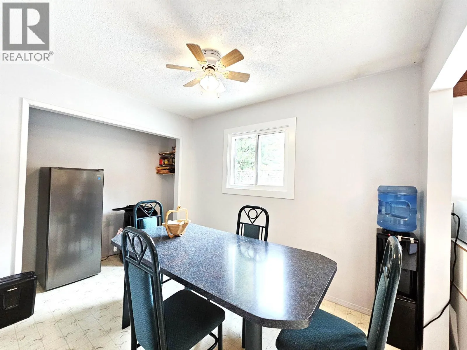 1652 AINTREE DRIVE