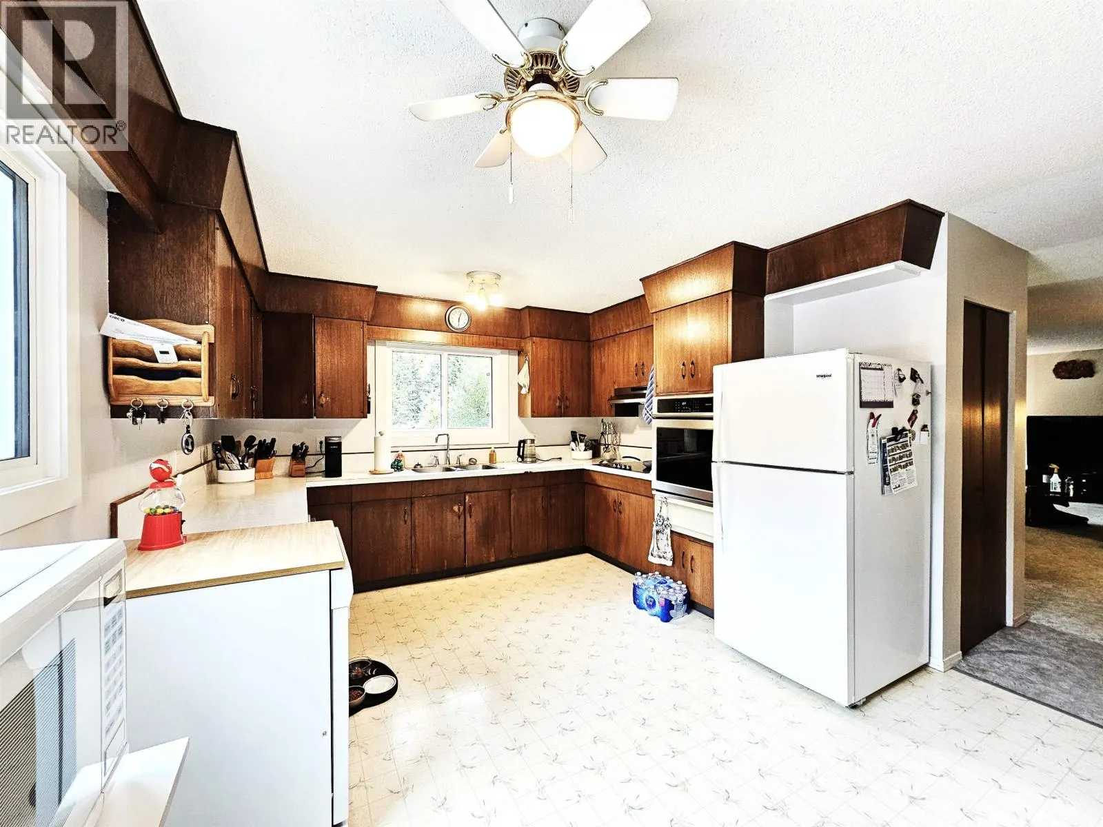 1652 AINTREE DRIVE