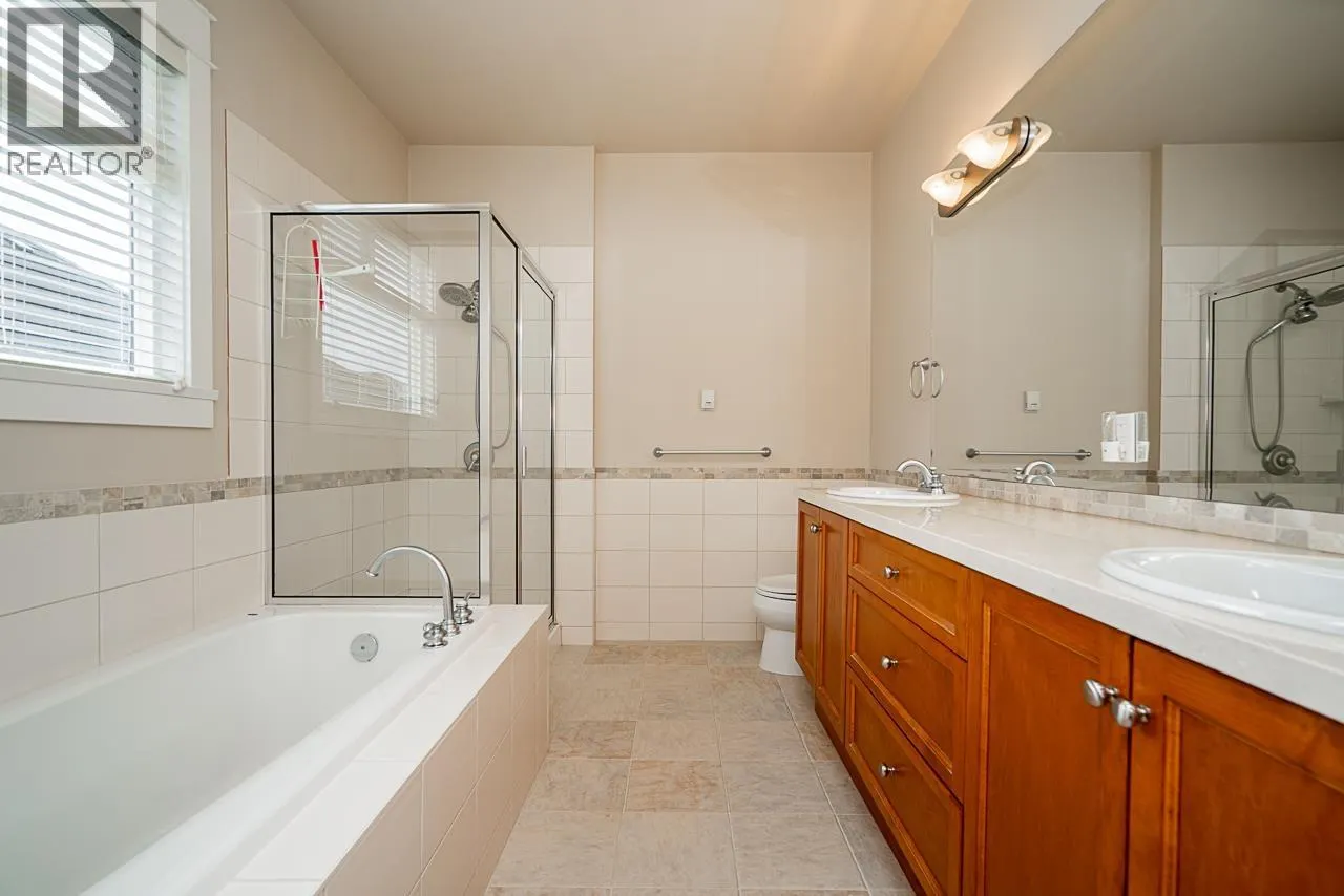 6028 DUNSMUIR CRESCENT