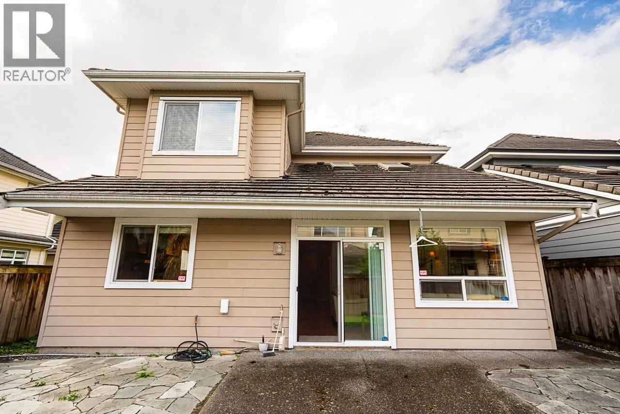 6028 DUNSMUIR CRESCENT
