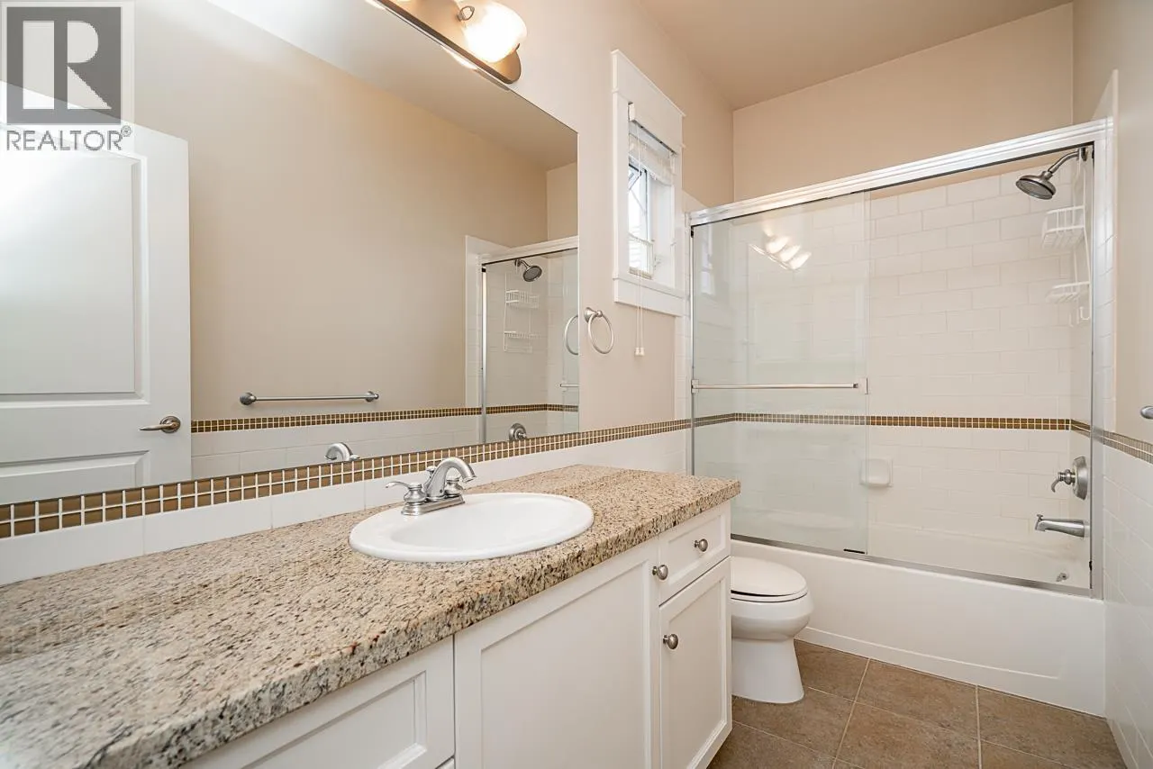 6028 DUNSMUIR CRESCENT