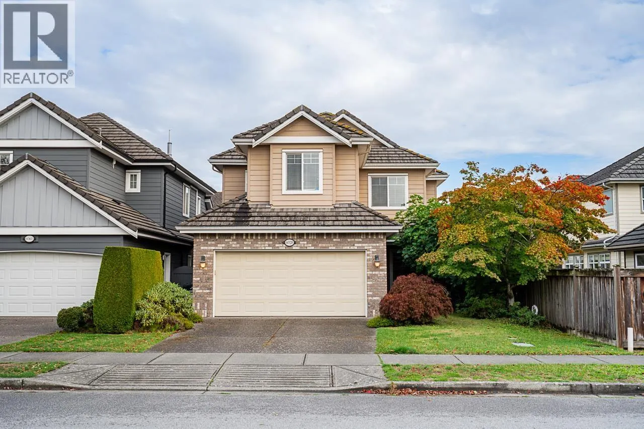 6028 DUNSMUIR CRESCENT