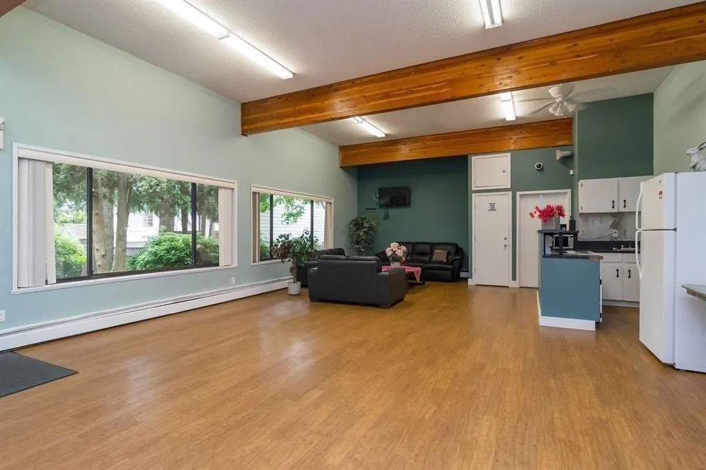 304 13977 74 AVENUE