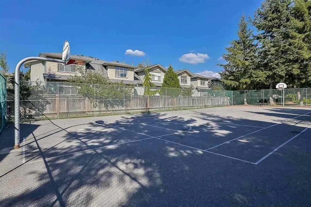 304 13977 74 AVENUE