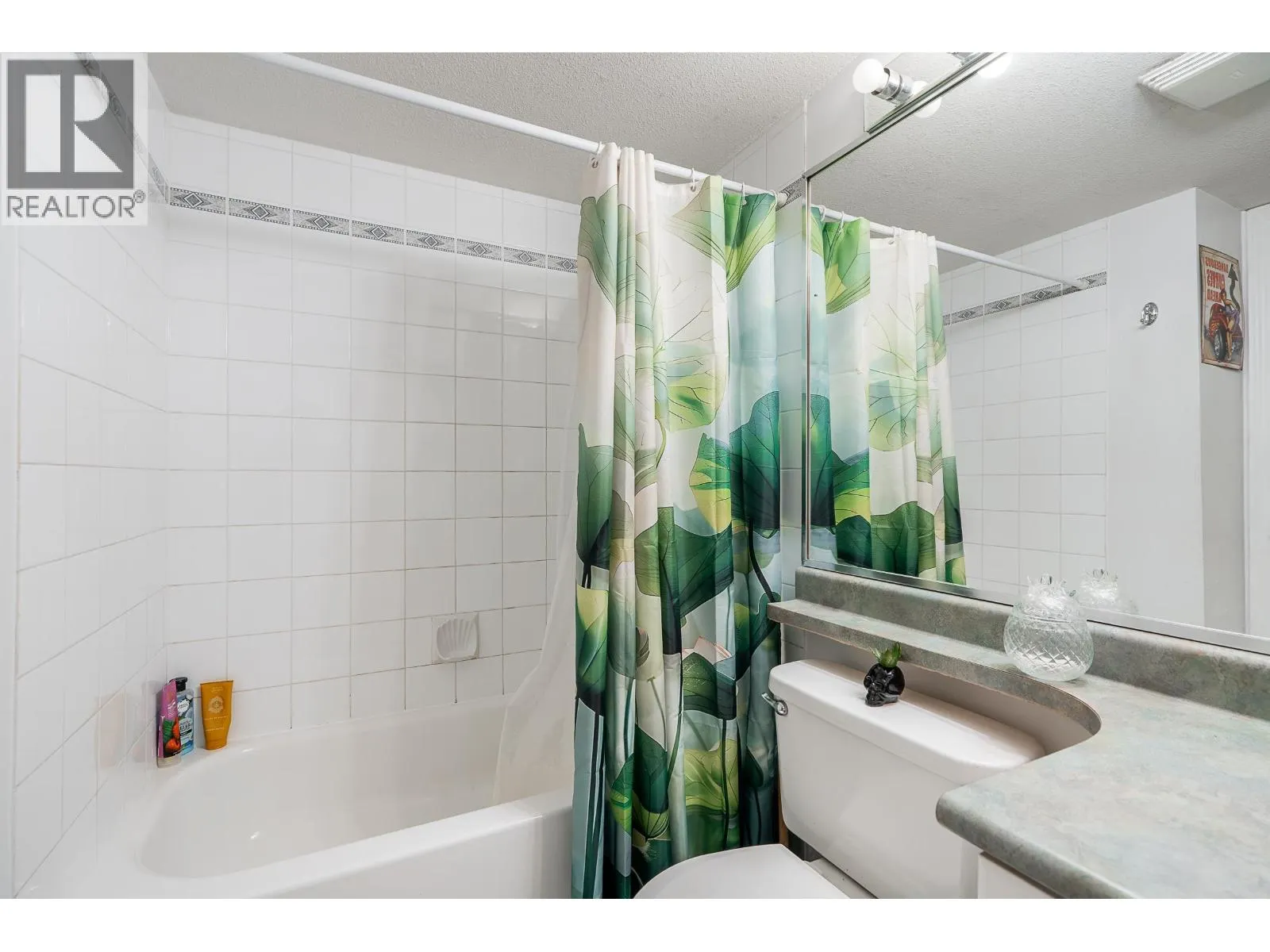 212 868 KINGSWAY