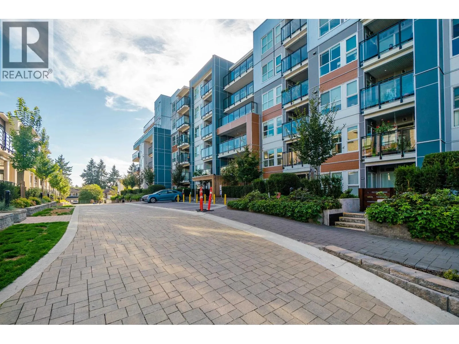 108 10177 RIVER DRIVE