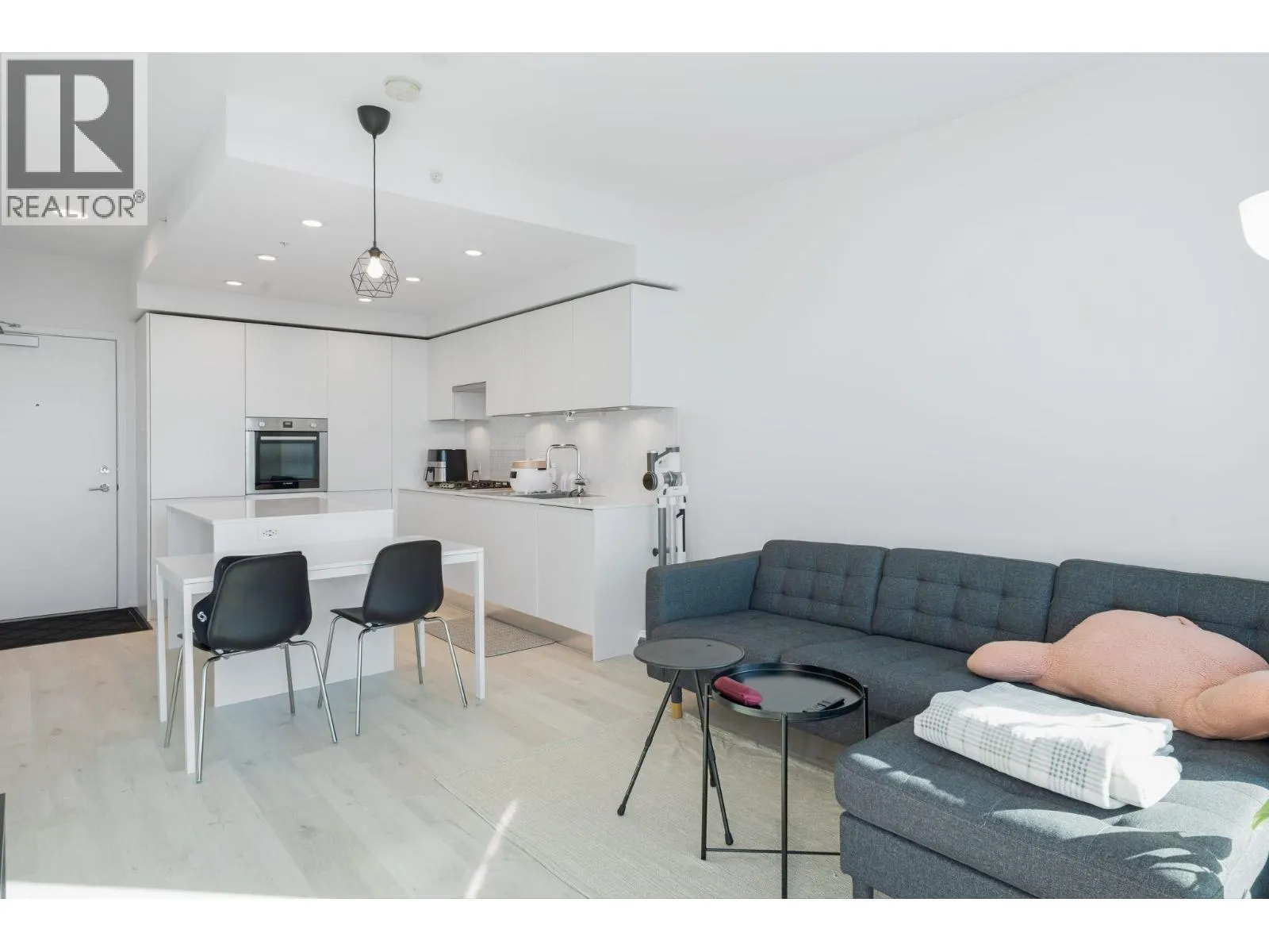 2408 3809 EVERGREEN PLACE