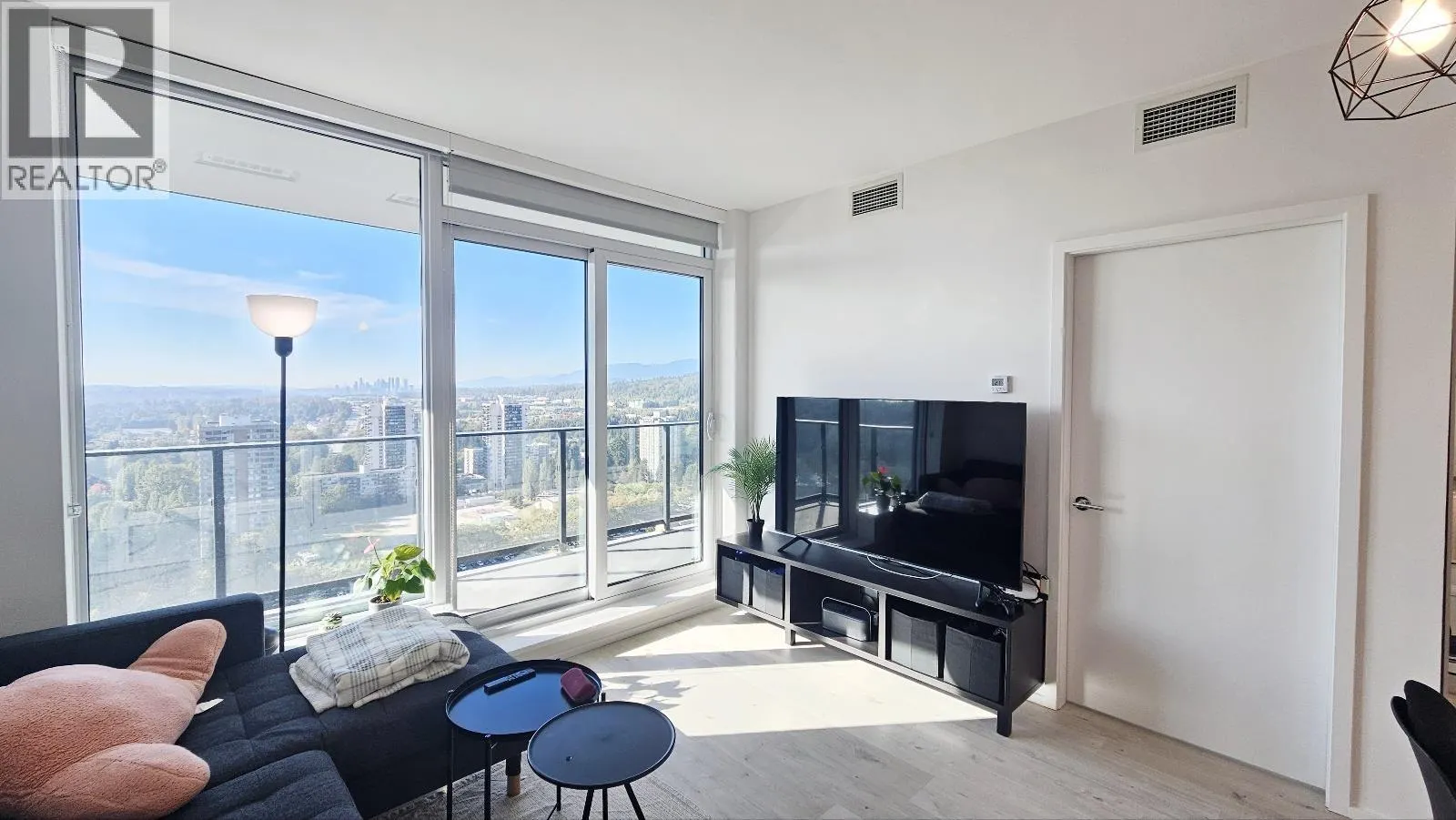 2408 3809 EVERGREEN PLACE