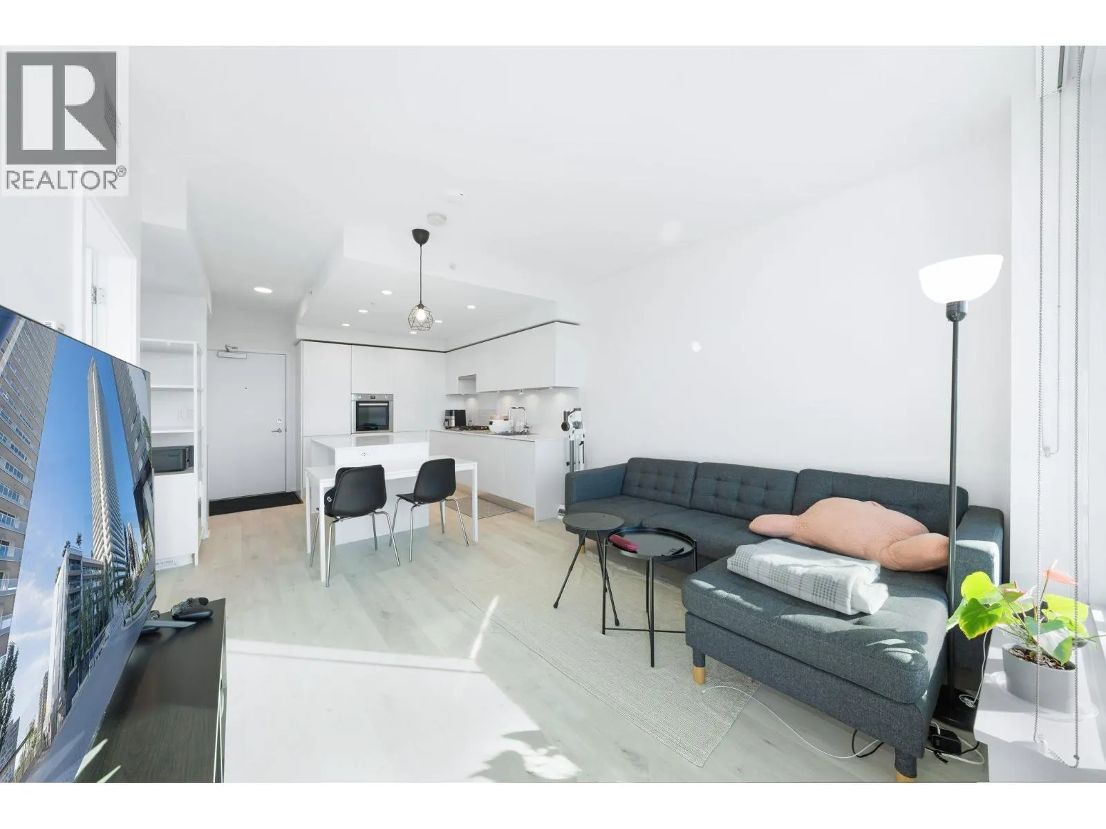 2408 3809 EVERGREEN PLACE
