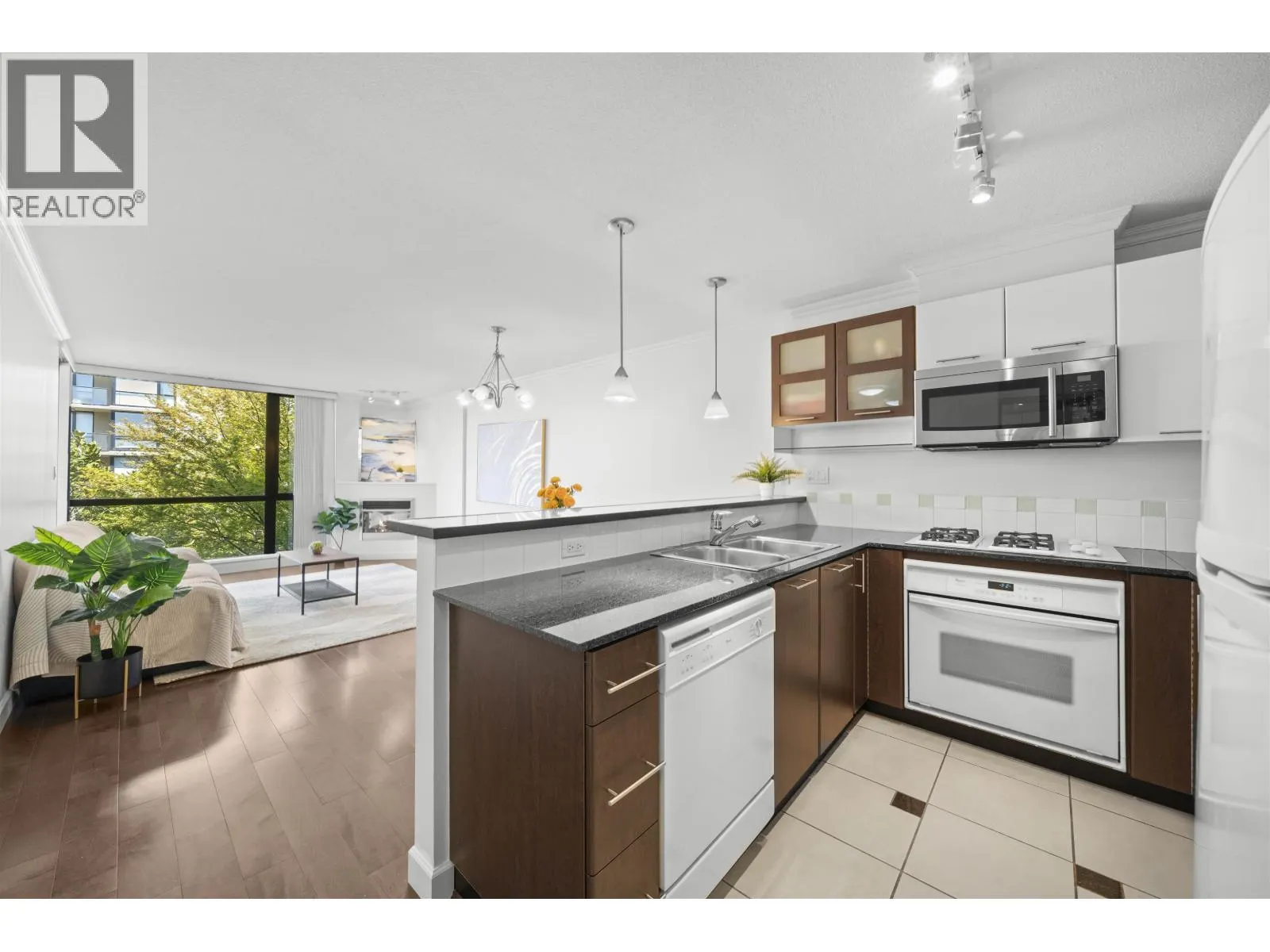 724 7831 WESTMINSTER HIGHWAY