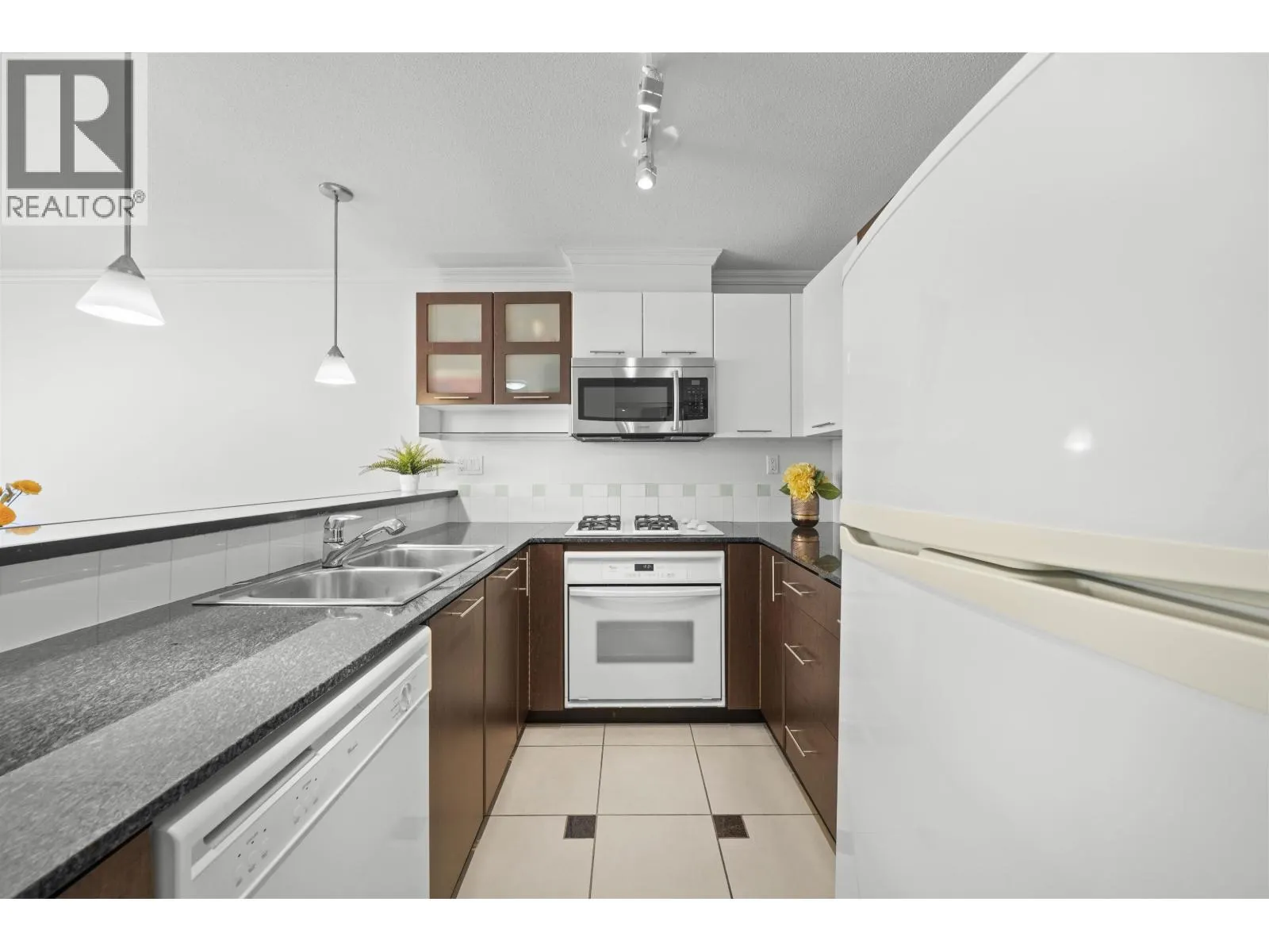 724 7831 WESTMINSTER HIGHWAY