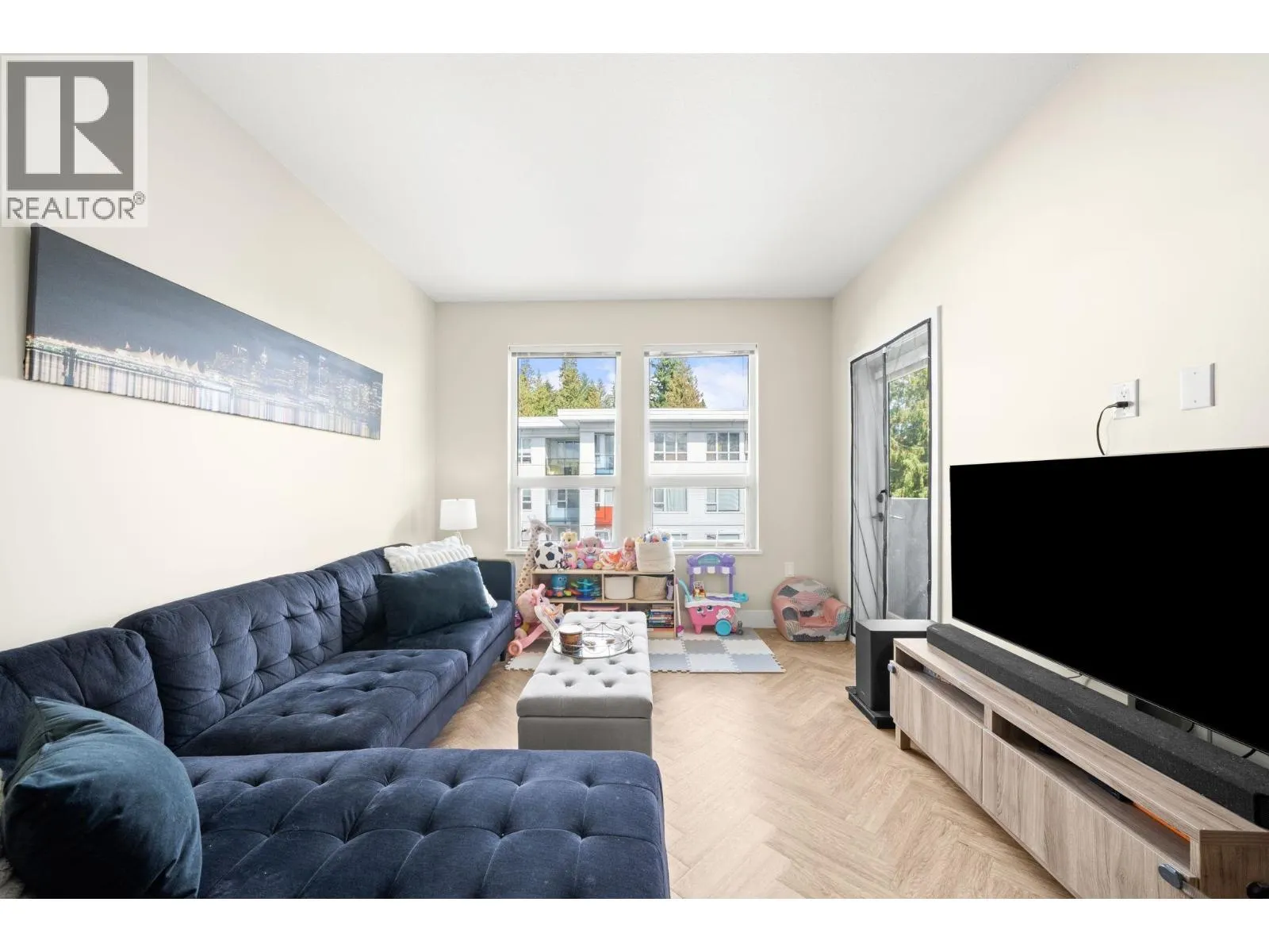 514 9228 SLOPES MEWS