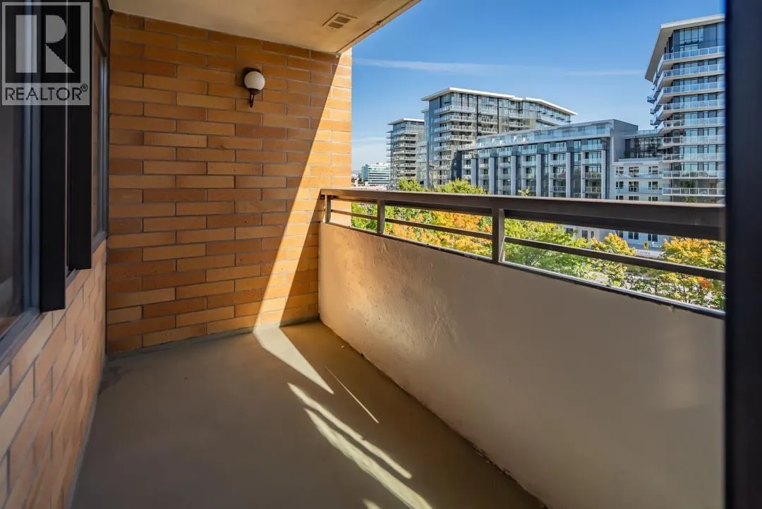 701 6631 MINORU BOULEVARD