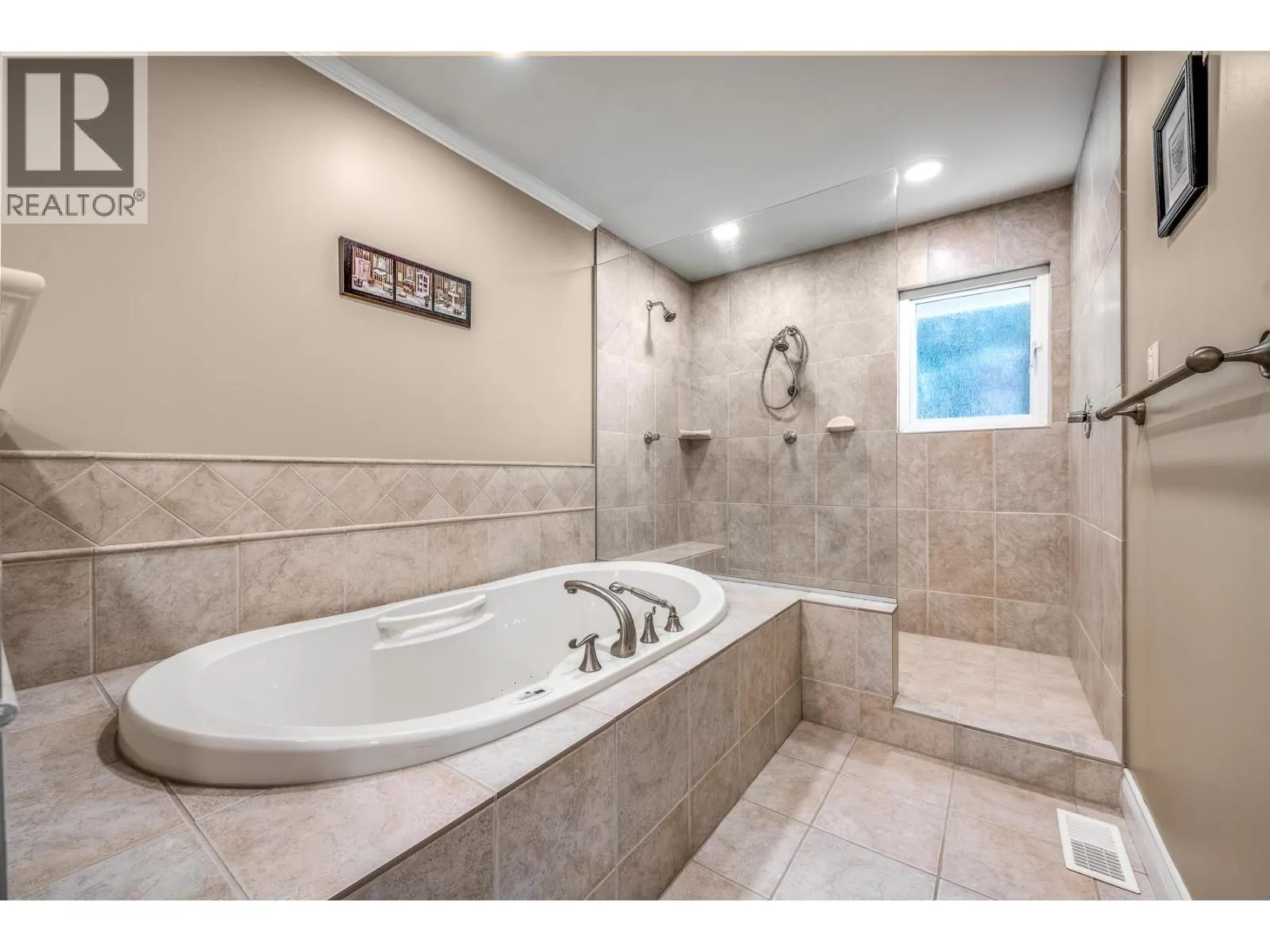 330 TSAWWASSEN BEACH ROAD