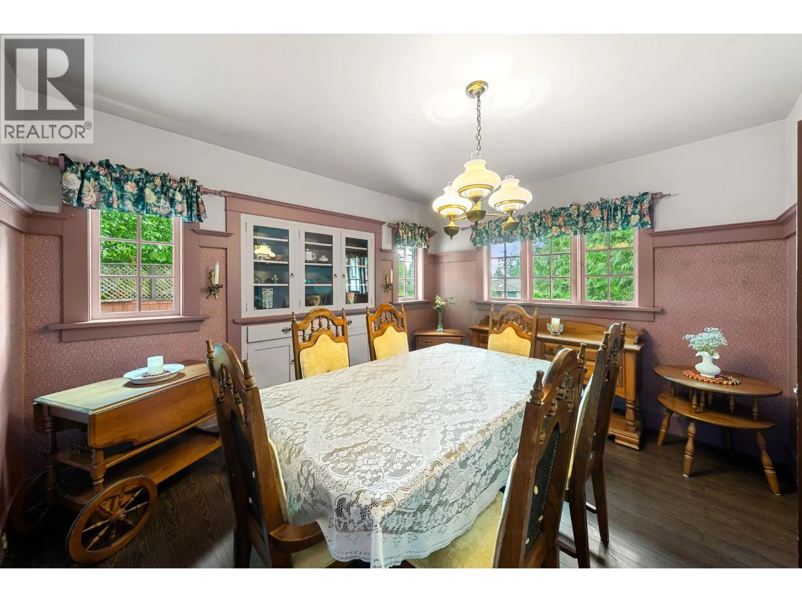 338 E OSBORNE ROAD