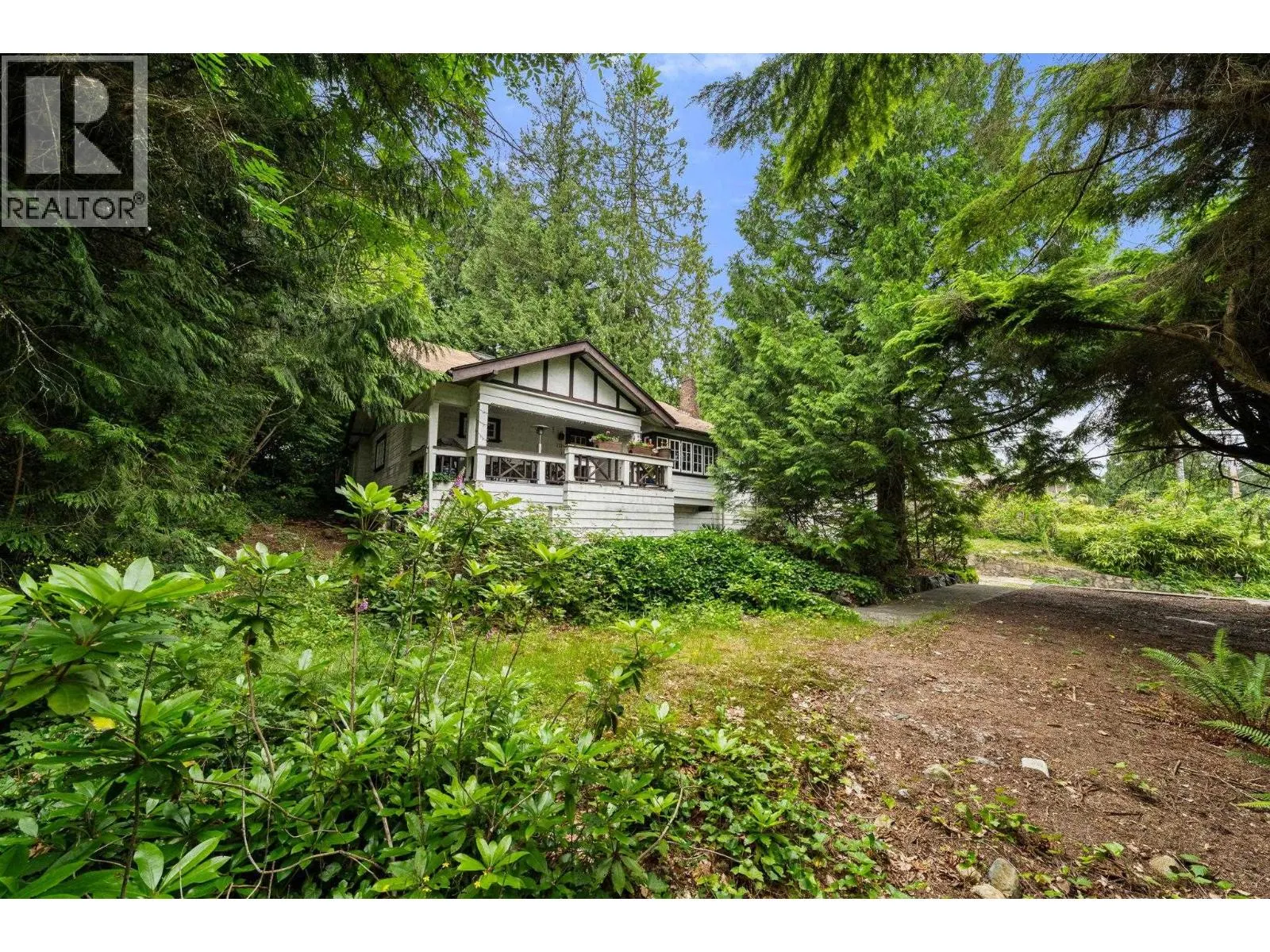 338 E OSBORNE ROAD