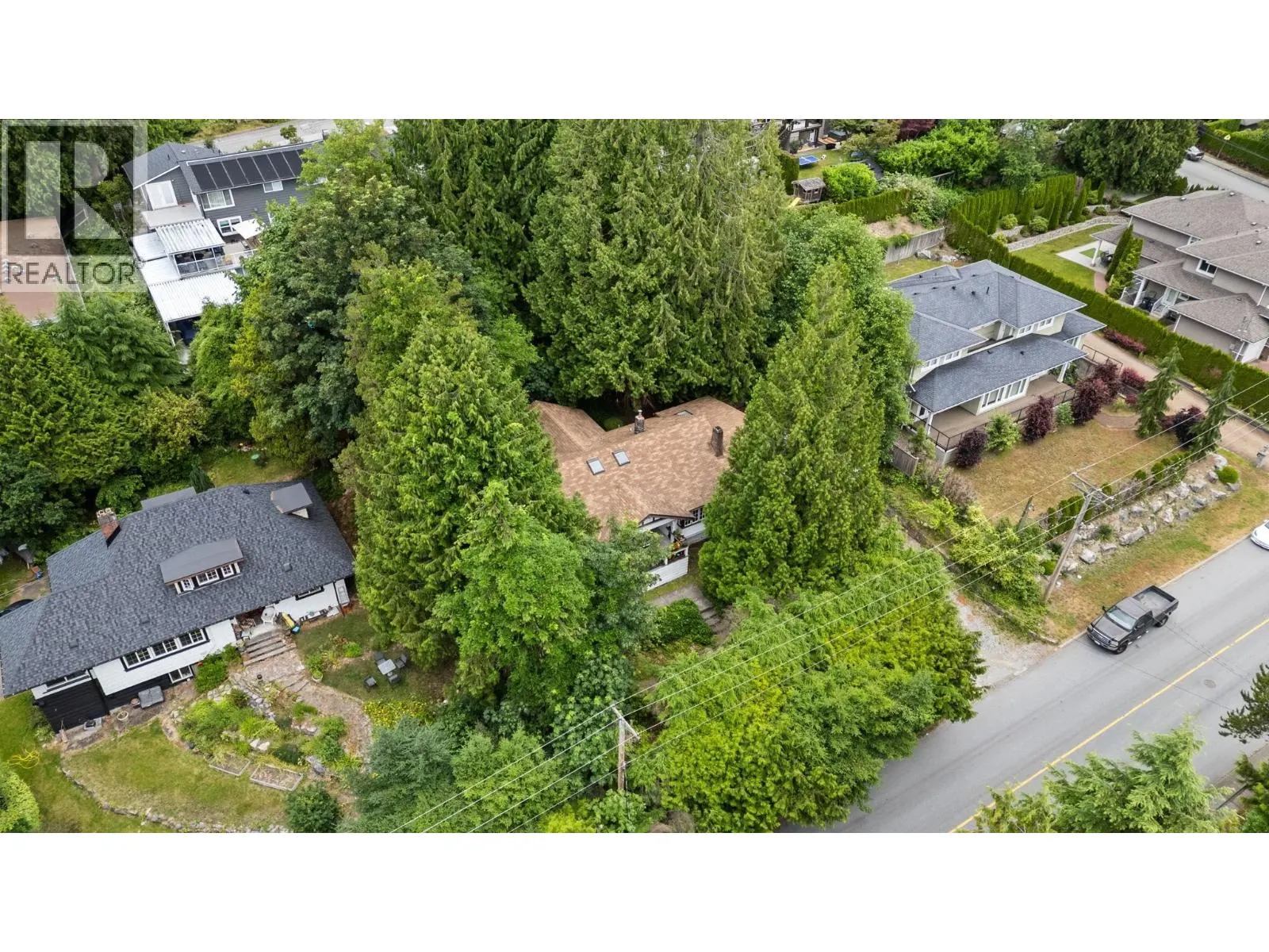 338 E OSBORNE ROAD