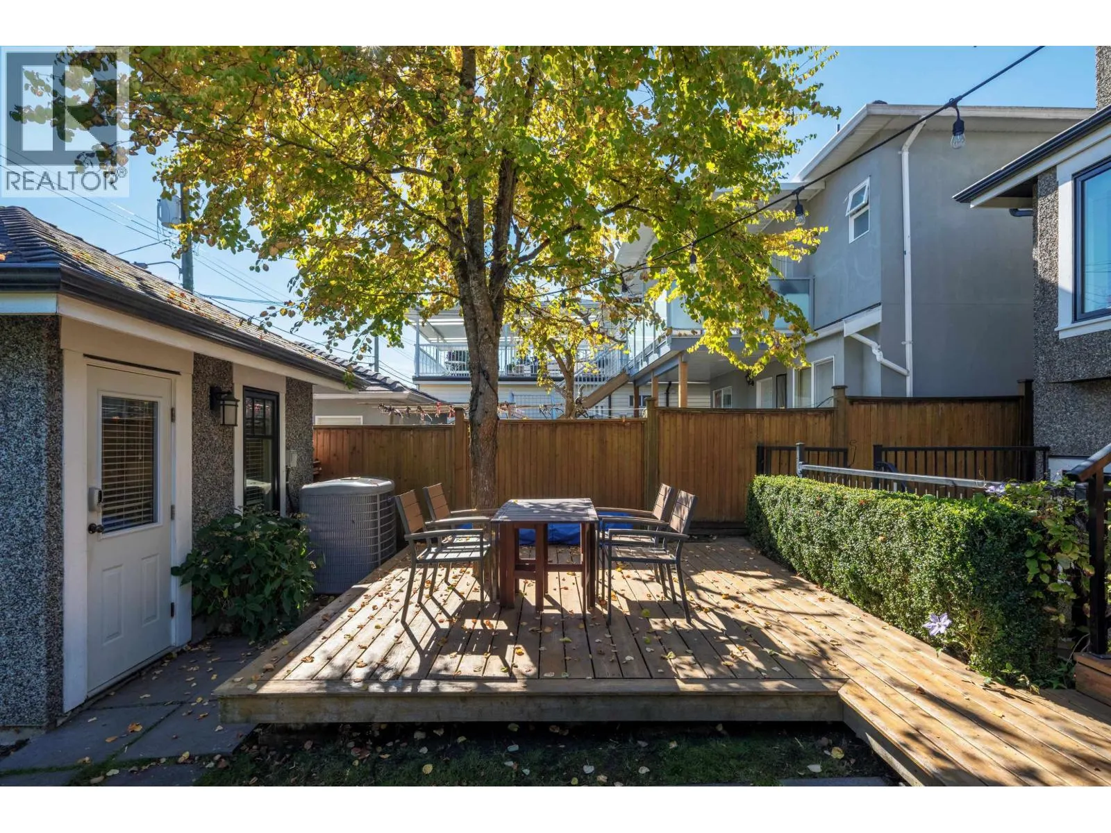 4804 ELGIN STREET