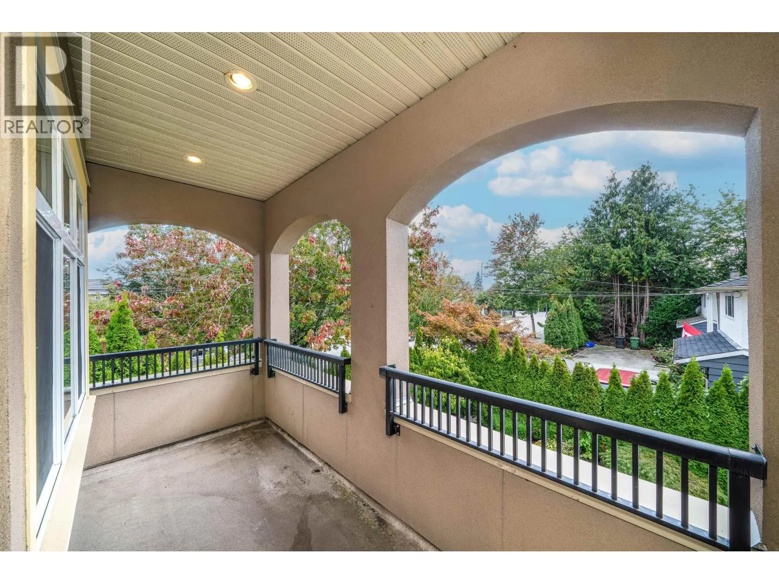 8360 ROBINSON ROAD