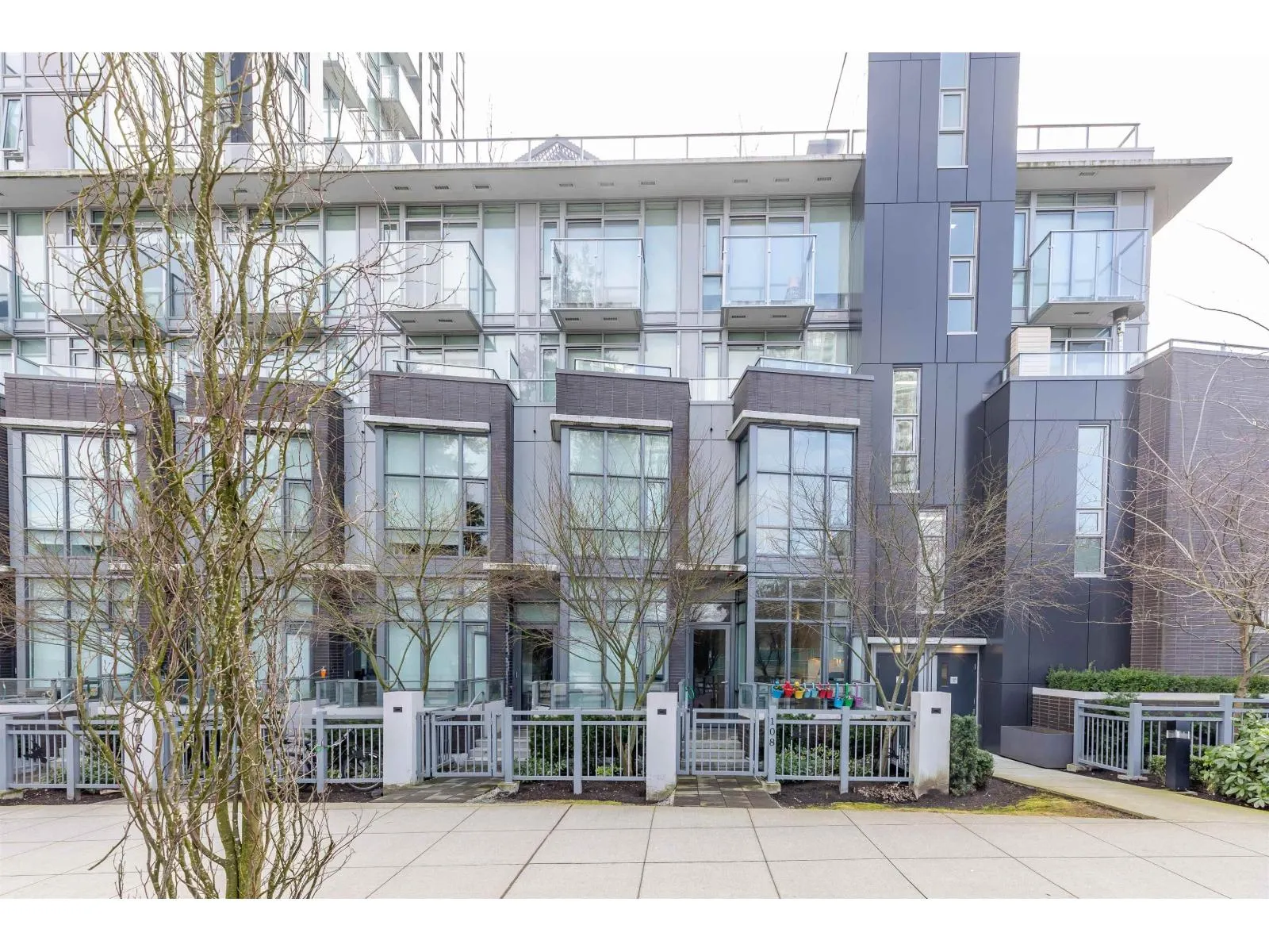 108 13438 CENTRAL AVENUE