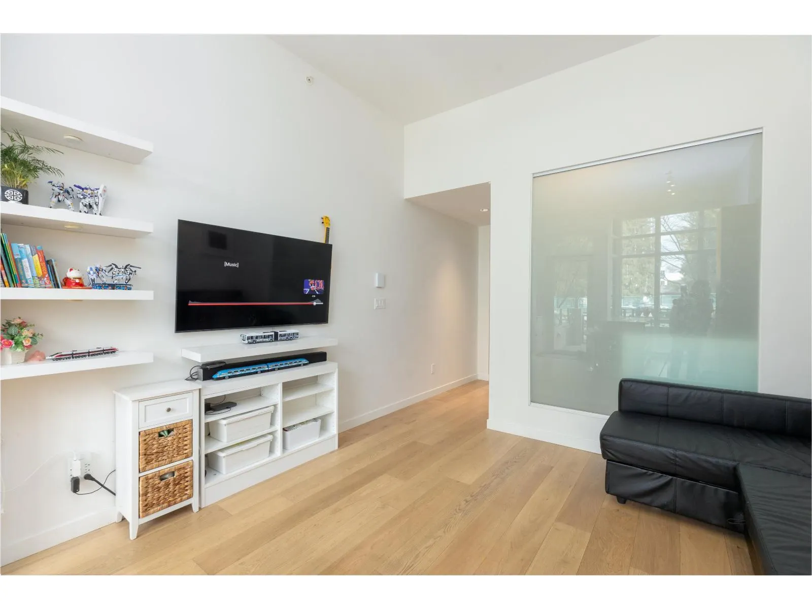 108 13438 CENTRAL AVENUE