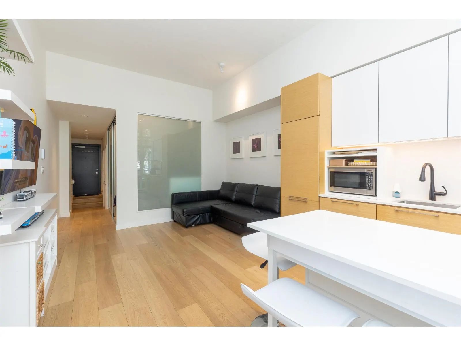 108 13438 CENTRAL AVENUE