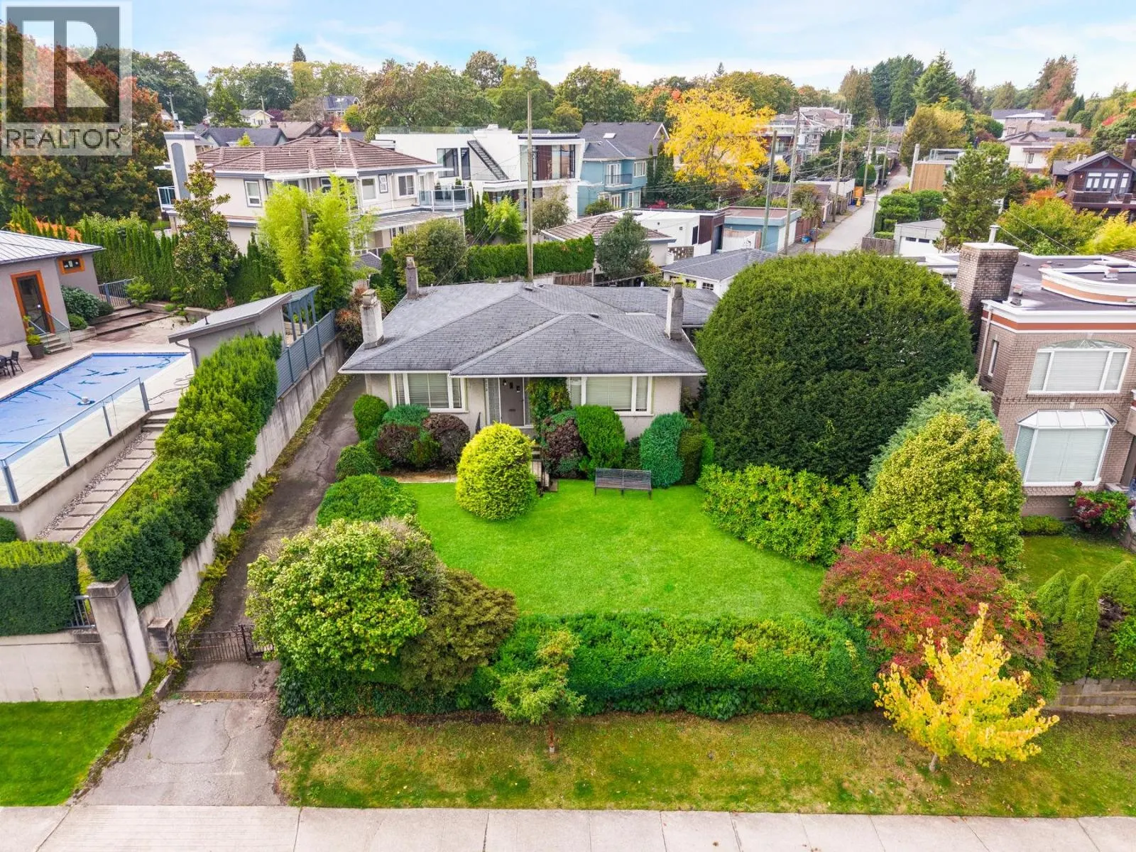 4275 QUESNEL DRIVE
