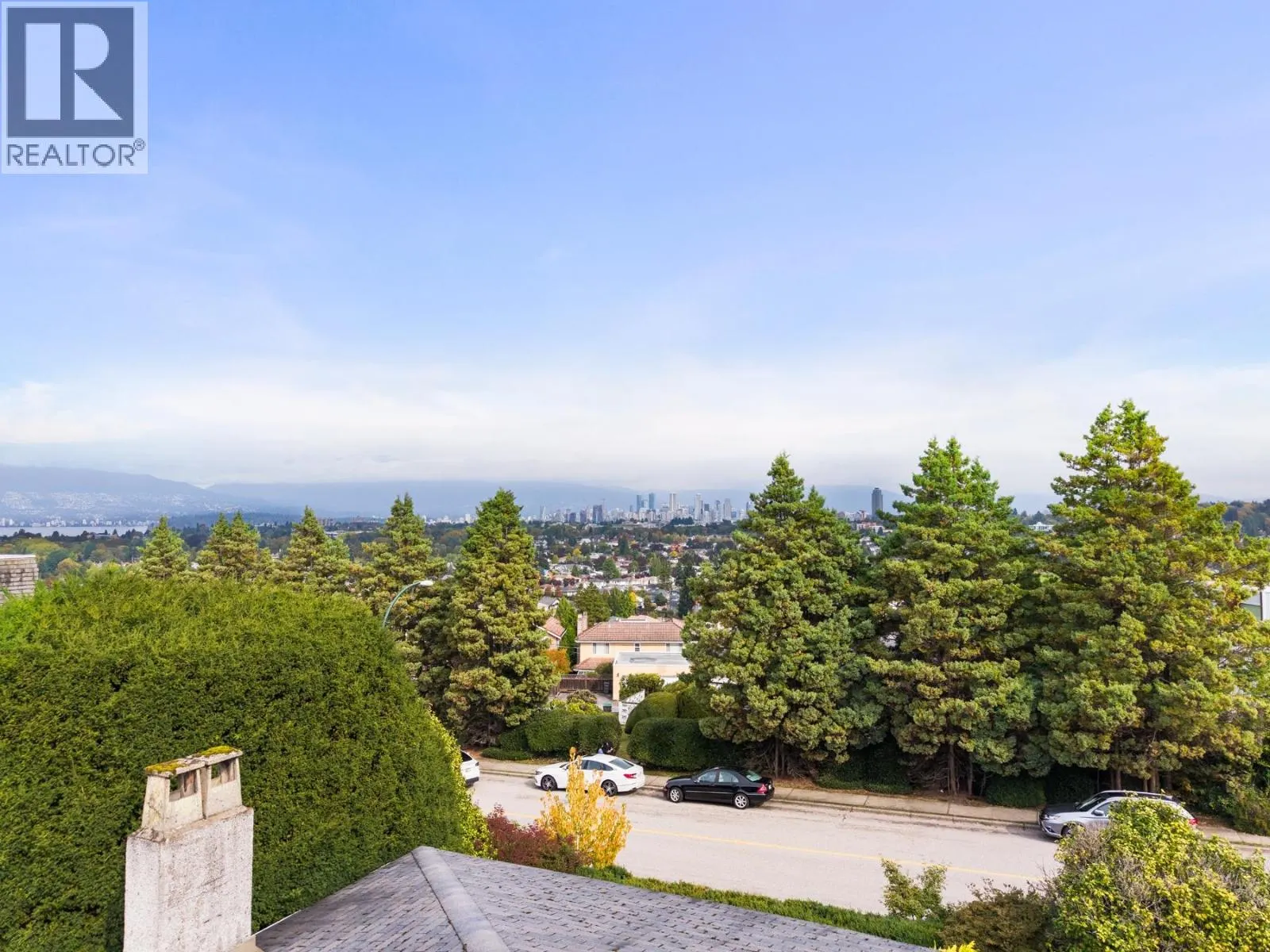 4275 QUESNEL DRIVE